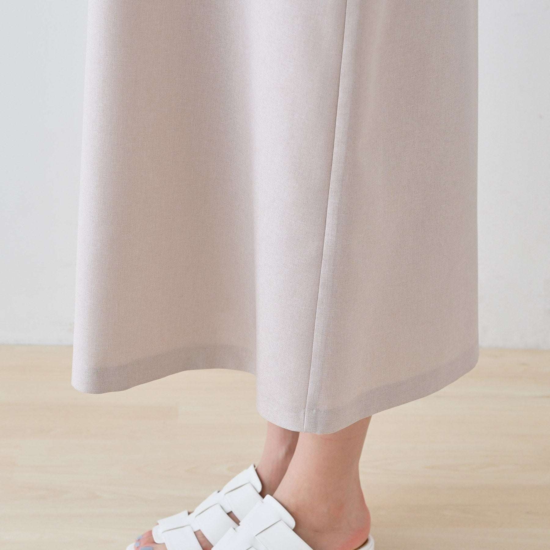 インディヴィ INDIVI 【しわになりにくい】麻調ストレートラインワンピース （ライトベージュ(051)） ライトベージュ(051)