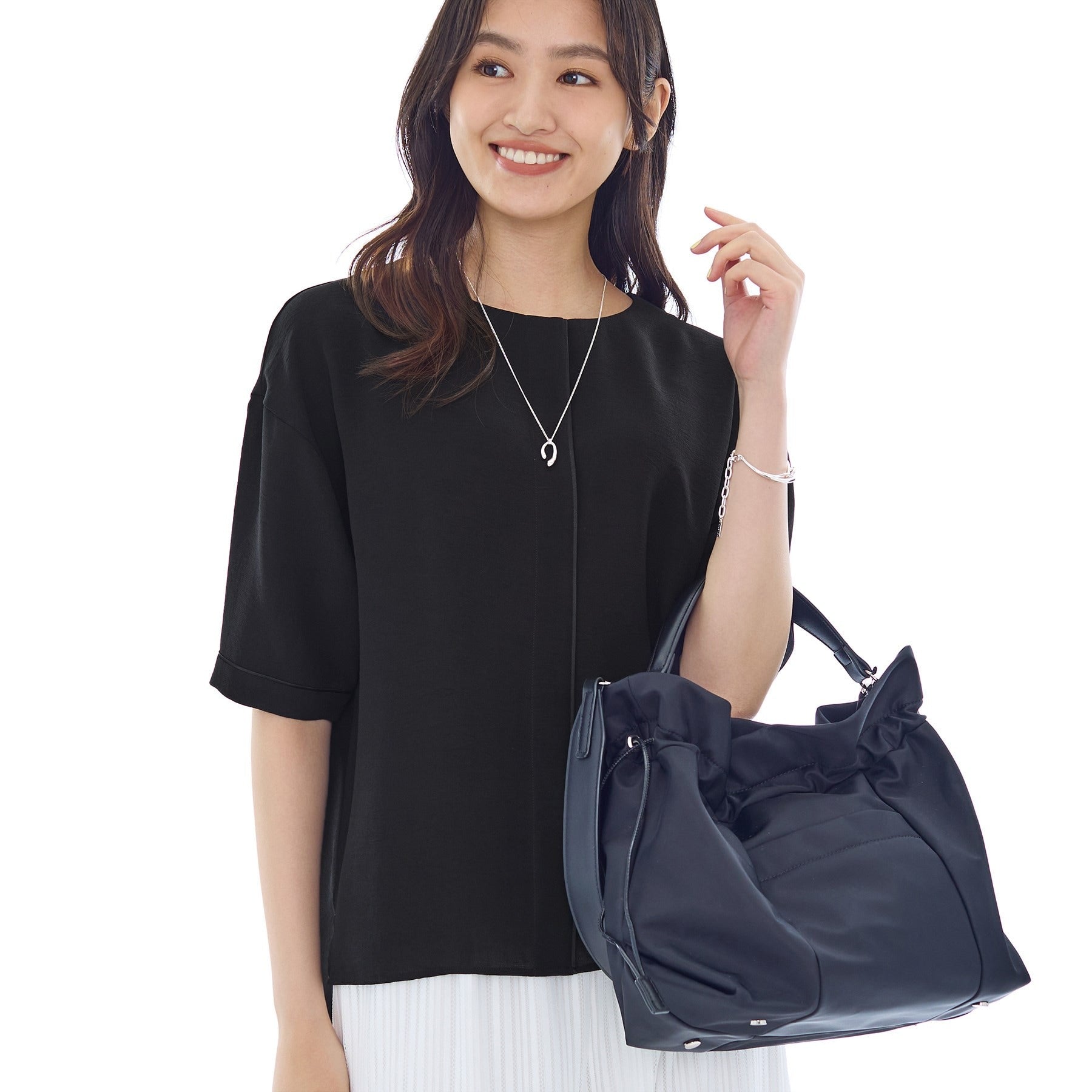 インディヴィ INDIVI 【UVケア／吸水速乾】サテンラインブラウス （ブラック(019)） ブラック(019)