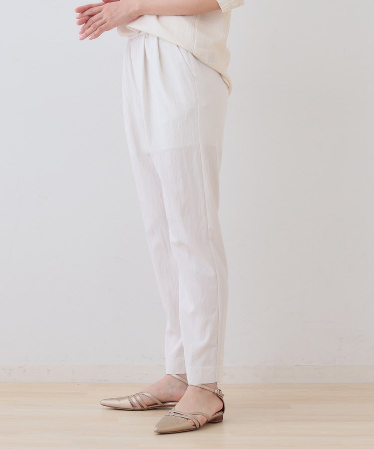 インディヴィ INDIVI 【シワになりにくい】コットンライクテーパードパンツ （オフホワイト(003)） オフホワイト(003)