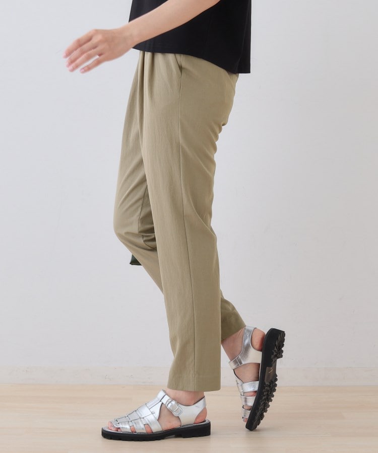 インディヴィ INDIVI 【シワになりにくい】コットンライクテーパードパンツ （オフホワイト(003)） オフホワイト(003)