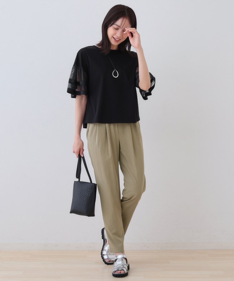 インディヴィ INDIVI 【シワになりにくい】コットンライクテーパードパンツ （オフホワイト(003)） オフホワイト(003)