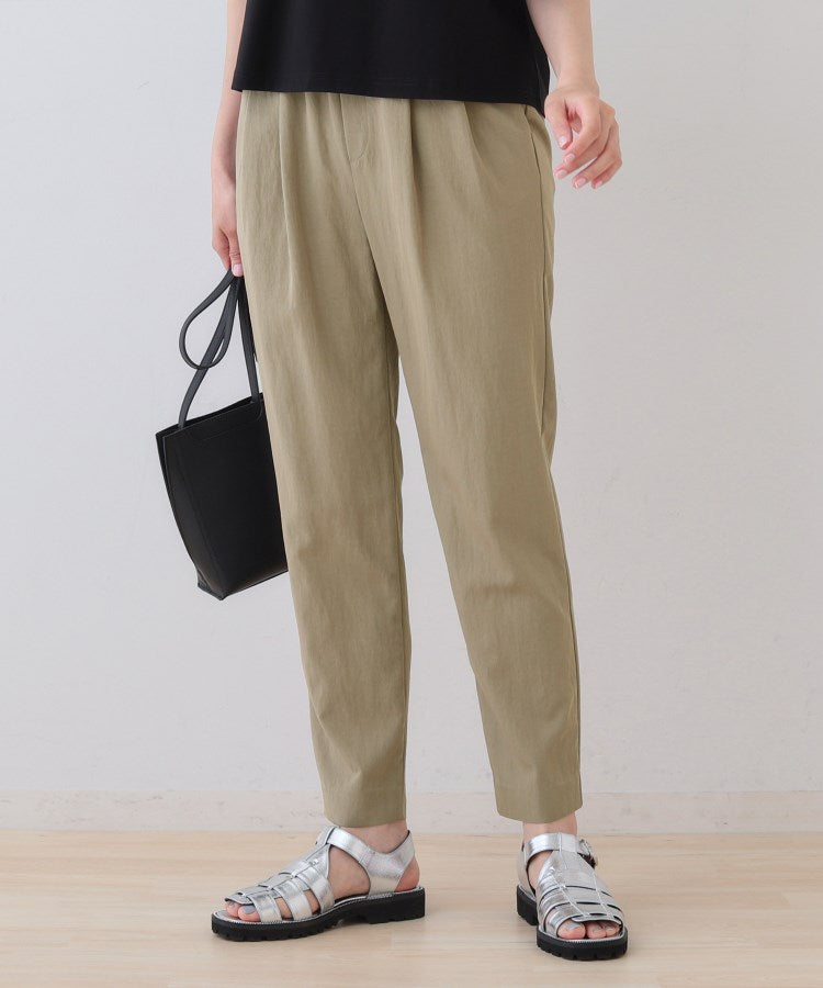 インディヴィ INDIVI 【シワになりにくい】コットンライクテーパードパンツ （オフホワイト(003)） オフホワイト(003)