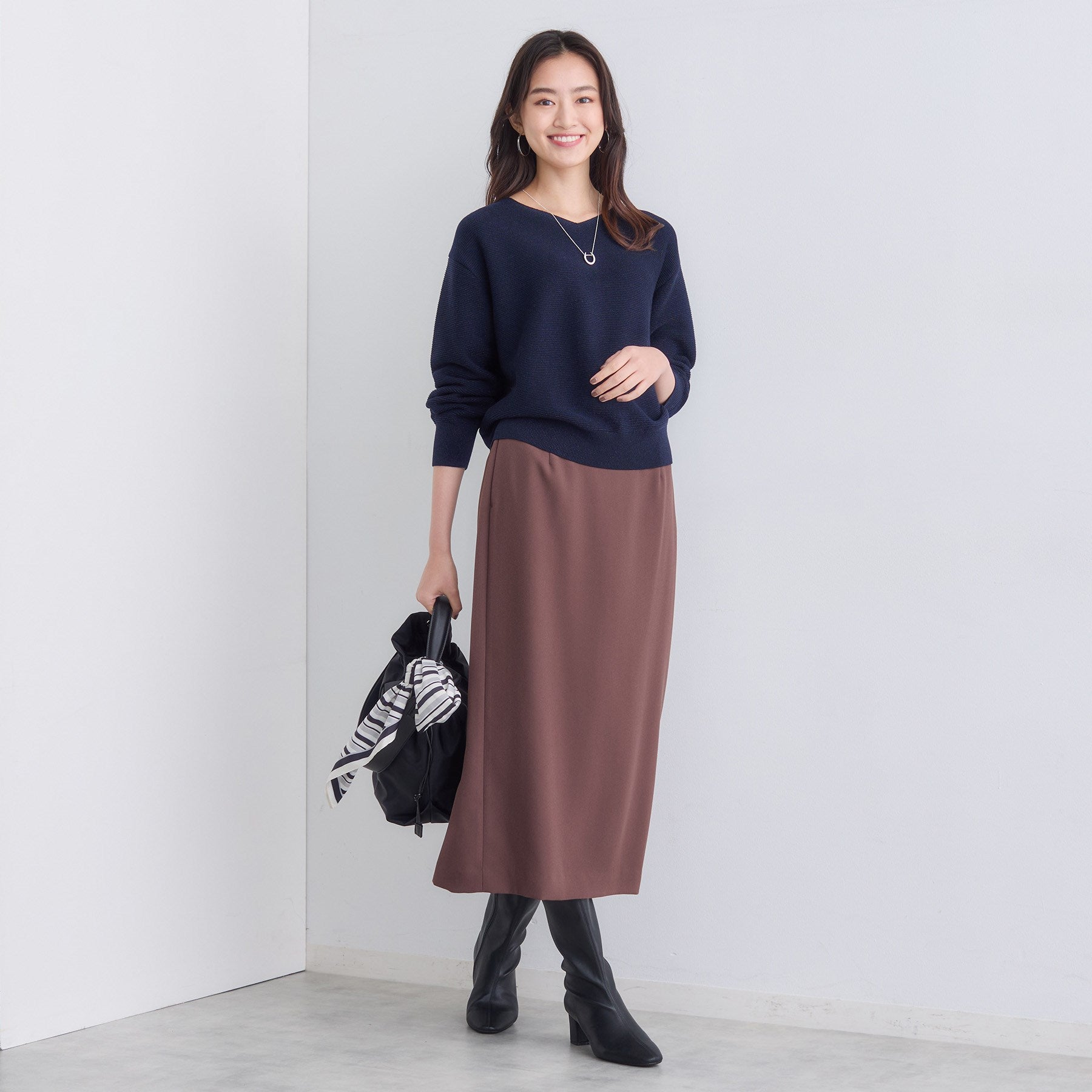 インディヴィ INDIVI 【ウール混ラメ素材】Vネック煌めきニット （オフホワイト(003)） オフホワイト(003)