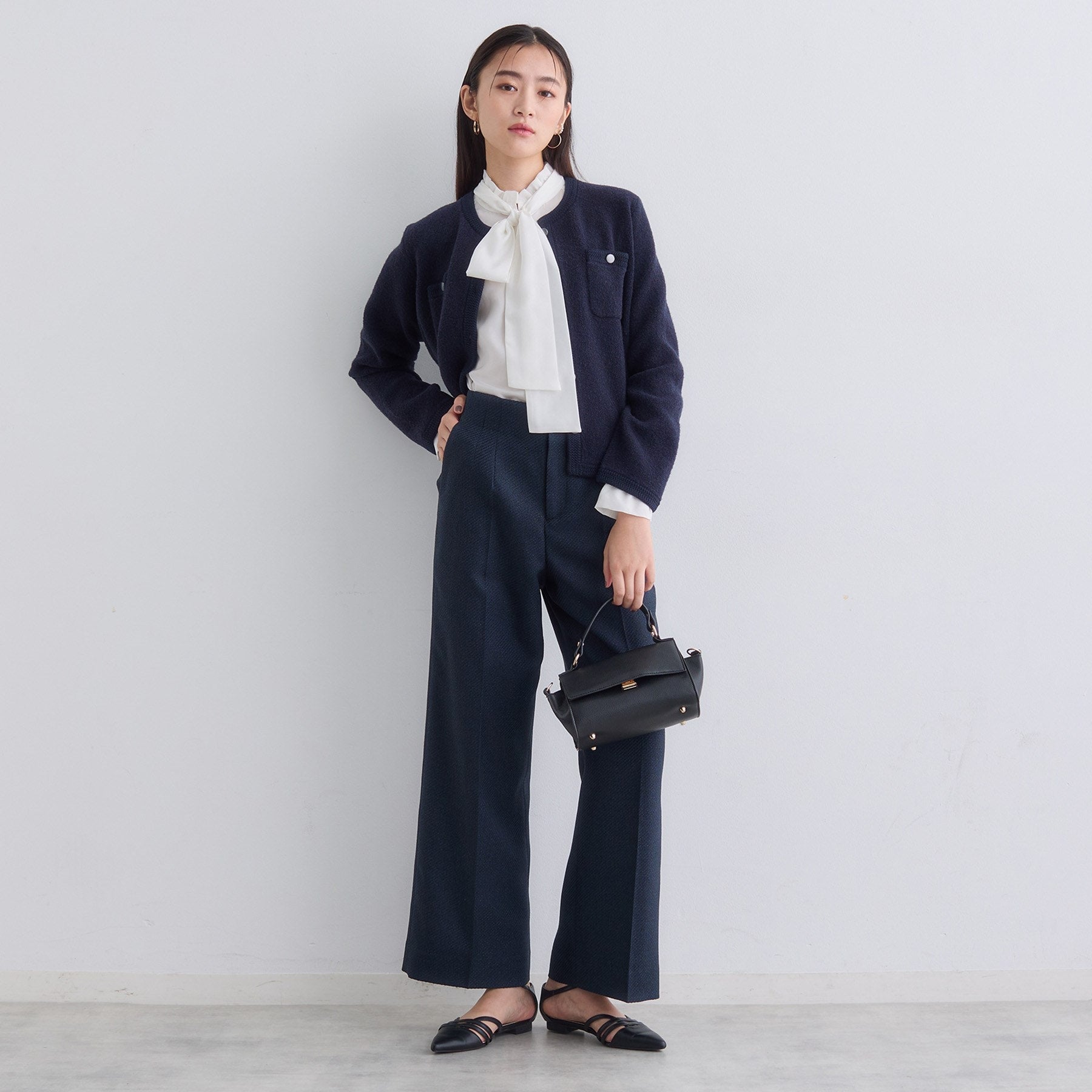 インディヴィ INDIVI 【ミニブークレ素材】ニットジャケット （ライトグレー(511)） ライトグレー(511)