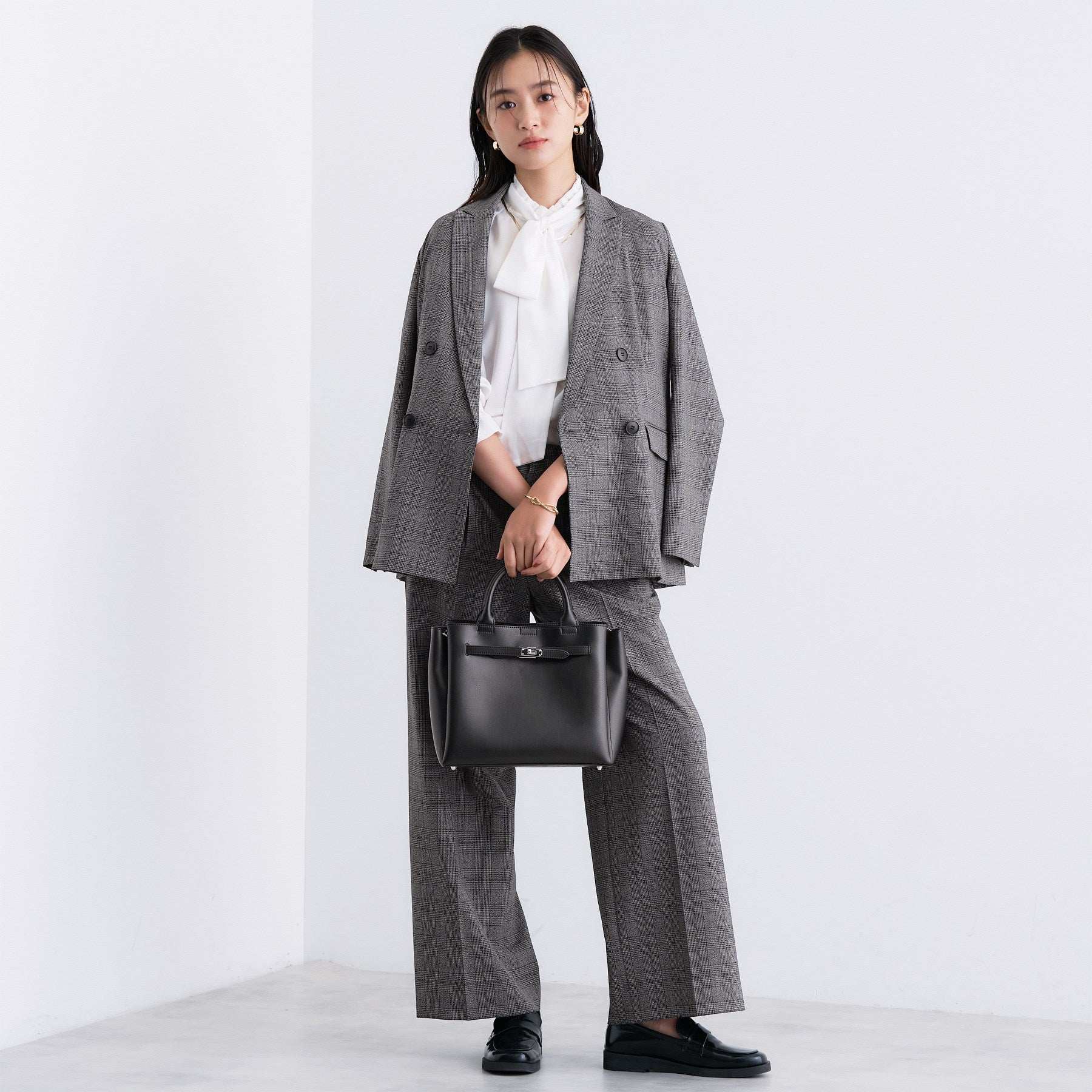 インディヴィ INDIVI 【洗える／オンオフ】チェック柄ダブルジャケット （ブラック(219)） ブラック(219)