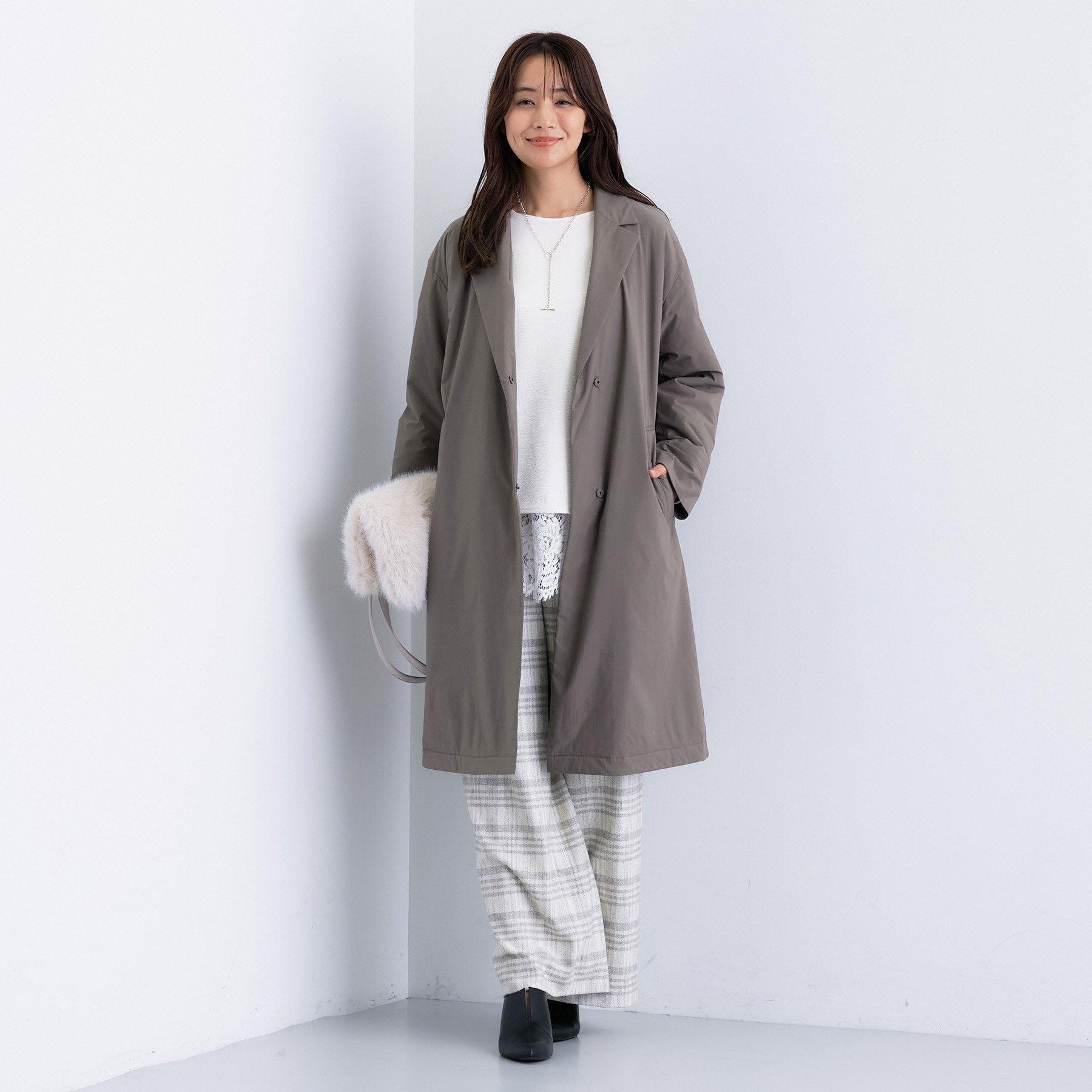 インディヴィ INDIVI 【超軽量／蓄熱】ライトパフ チェスターコート （ベージュ(652)） ベージュ(652)