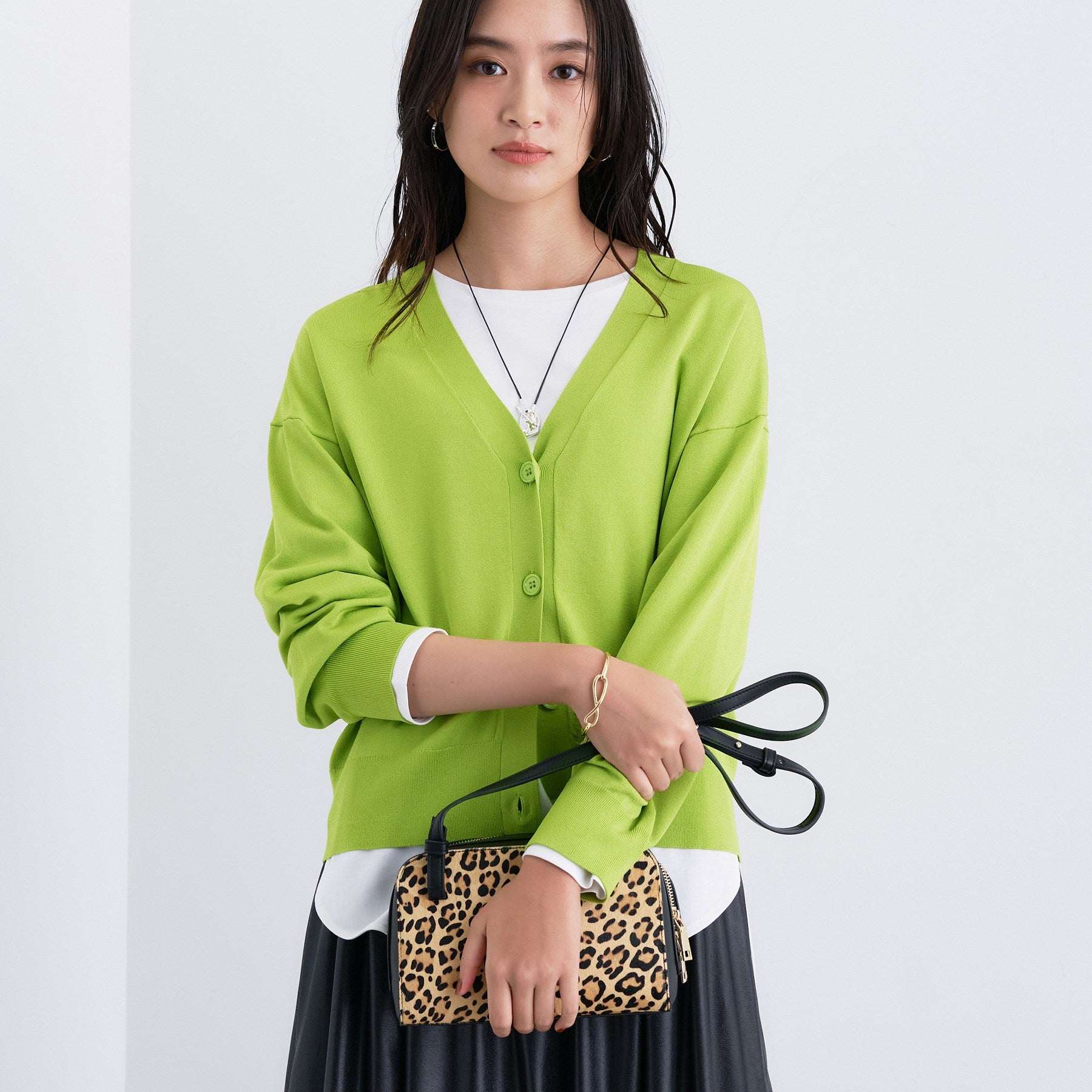 インディヴィ INDIVI Vネック ストレッチカーディガン （グレージュ(050)） グレージュ(050)