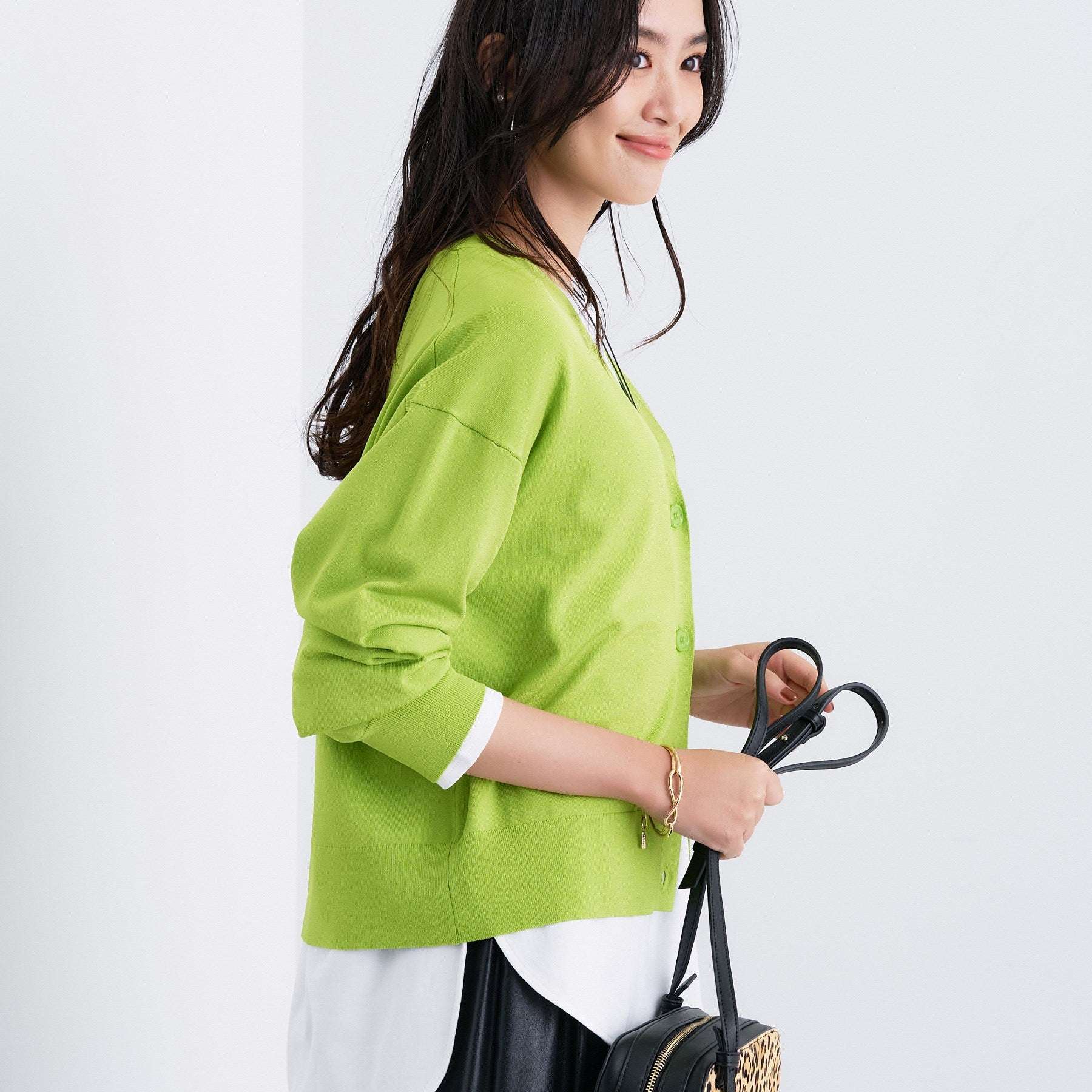 インディヴィ INDIVI Vネック ストレッチカーディガン （グレージュ(050)） グレージュ(050)