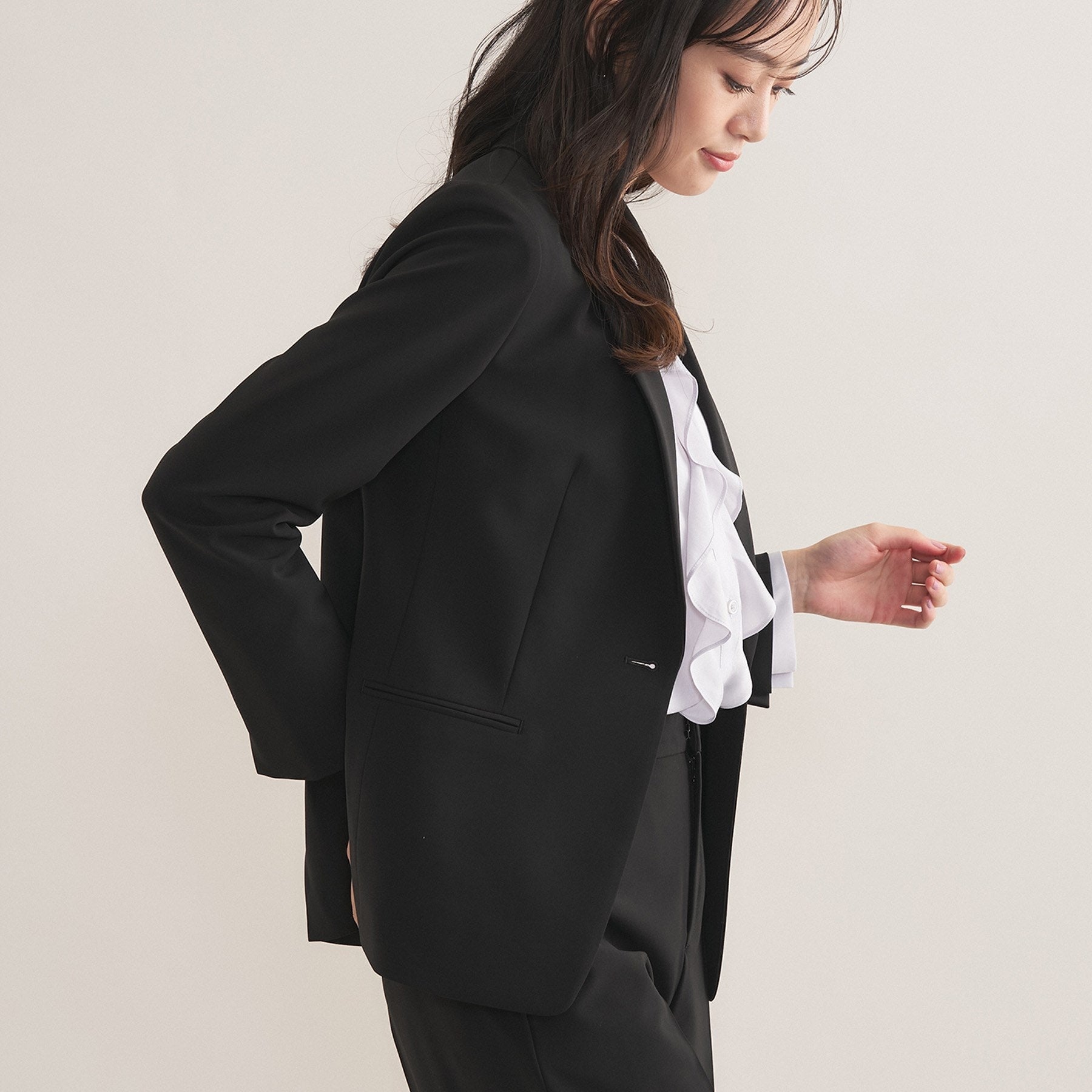 インディヴィ INDIVI 【通勤スーツ／洗える】ストレッチテーラードカラージャケット （ブラック(019)） ブラック(019)