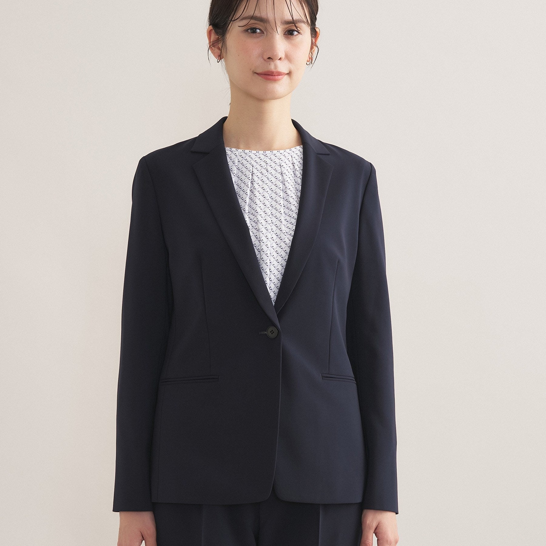 インディヴィ INDIVI 【通勤スーツ／洗える】ストレッチテーラードカラージャケット （ブラック(019)） ブラック(019)