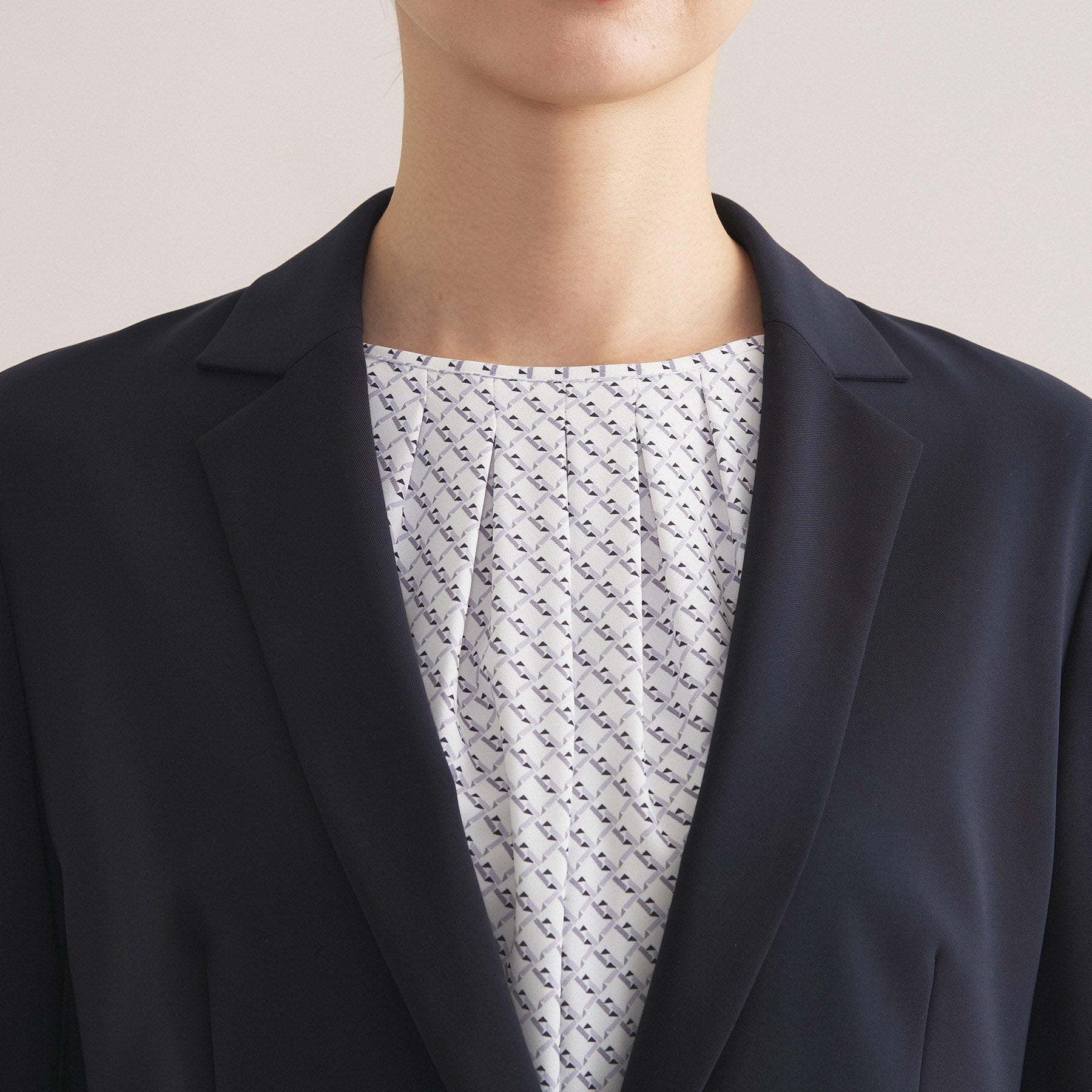 インディヴィ INDIVI 【通勤スーツ／洗える】ストレッチテーラードカラージャケット （ブラック(019)） ブラック(019)