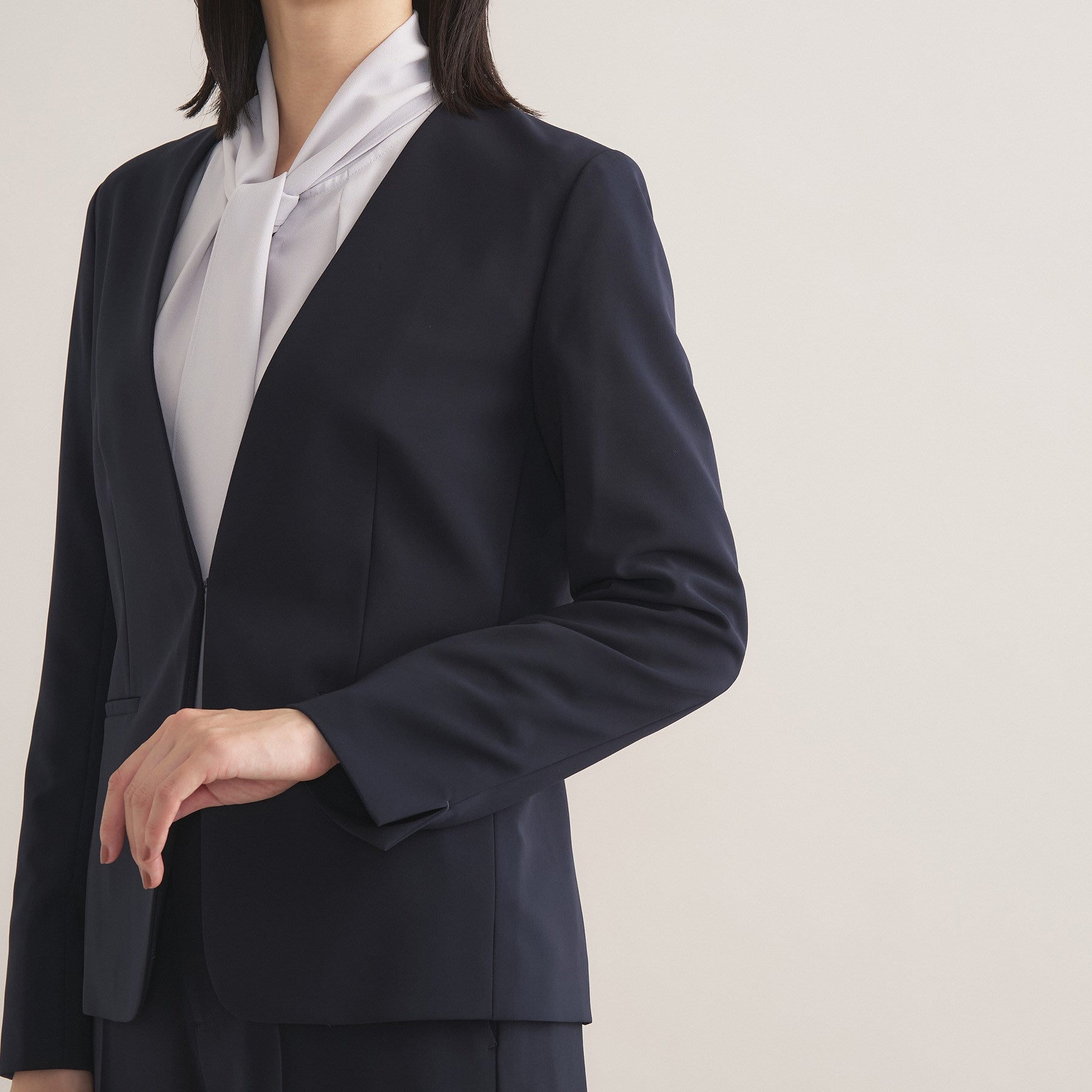 インディヴィ INDIVI 【通勤スーツ／洗える】ストレッチカラーレスジャケット （ブラック(019)） ブラック(019)