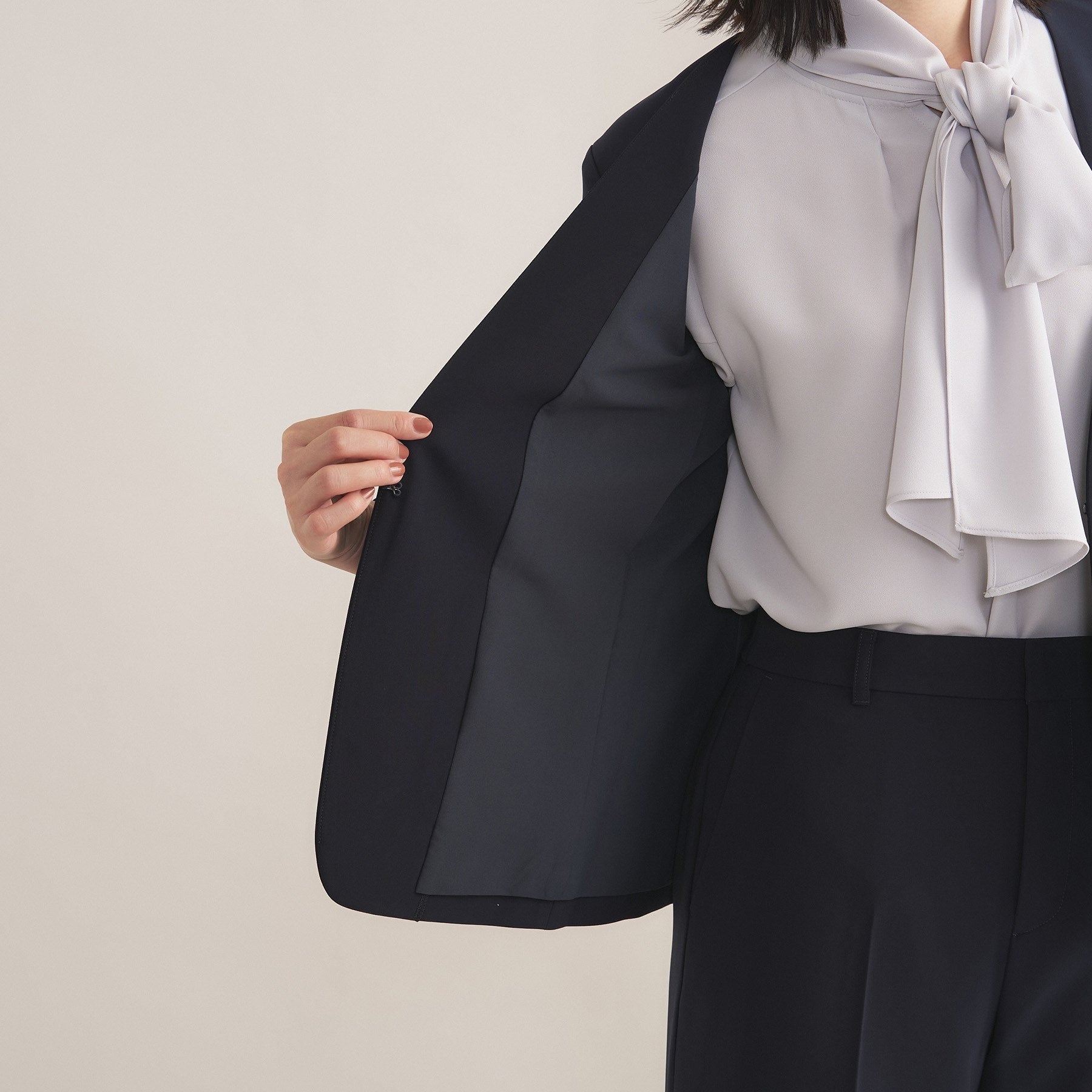 インディヴィ INDIVI 【通勤スーツ／洗える】ストレッチカラーレスジャケット （ブラック(019)） ブラック(019)