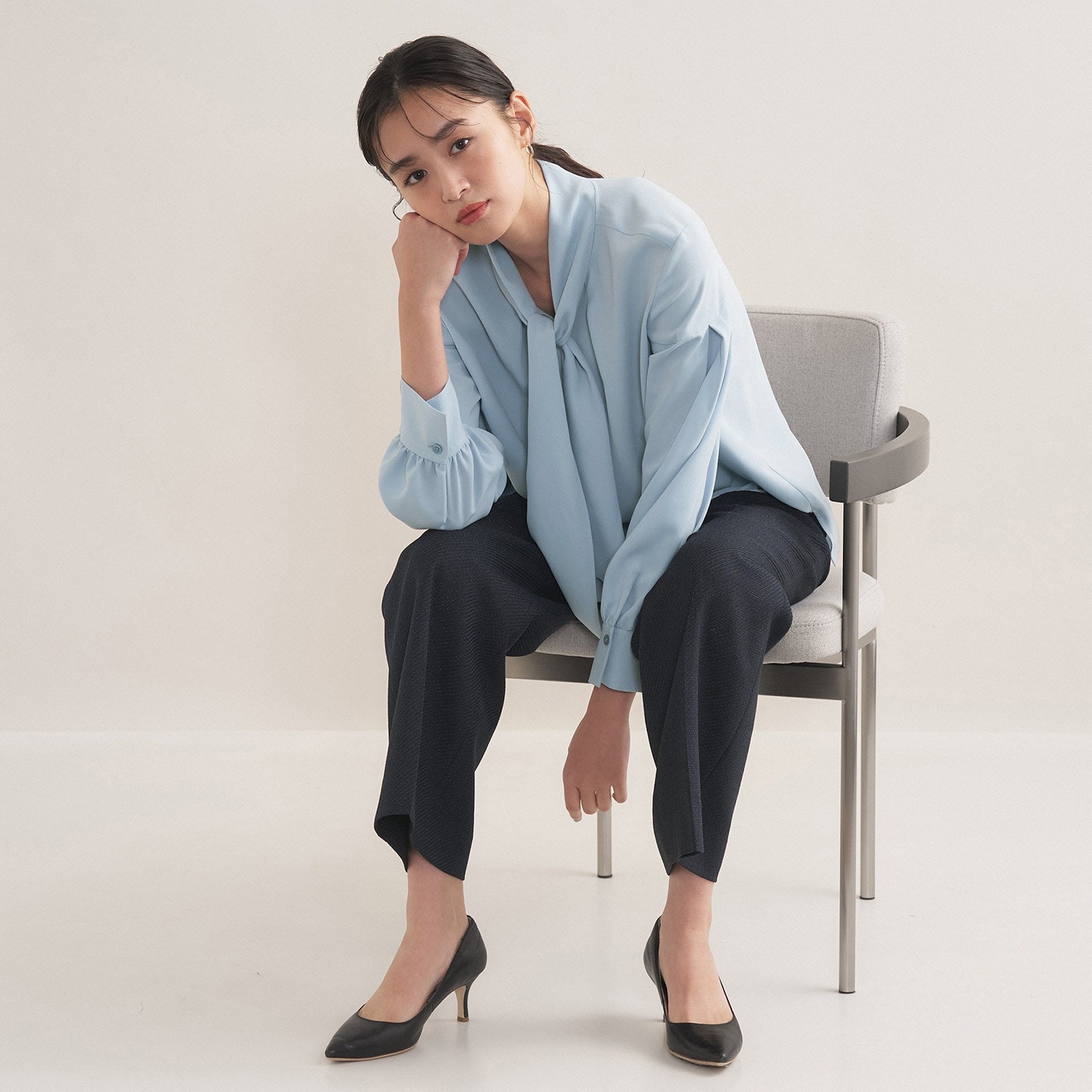 インディヴィ INDIVI 【セレモニー／洗える】ジョーゼットボウタイブラウス （サックスブルー(090)） サックスブルー(090)