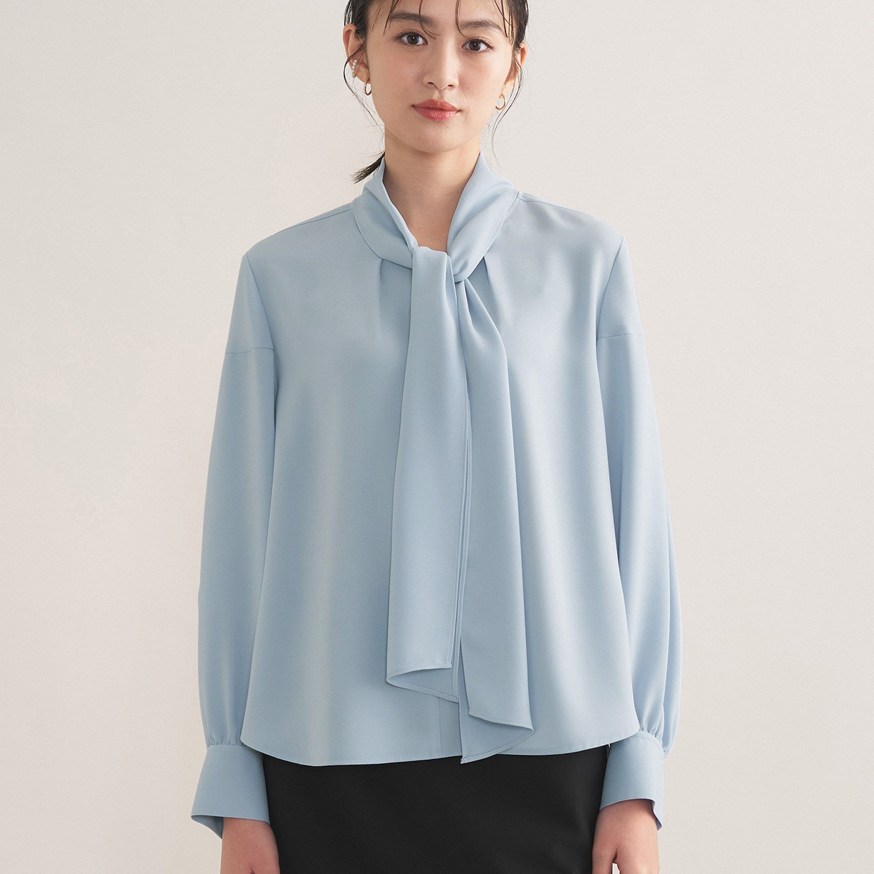 インディヴィ INDIVI 【セレモニー／洗える】ジョーゼットボウタイブラウス （サックスブルー(090)） サックスブルー(090)