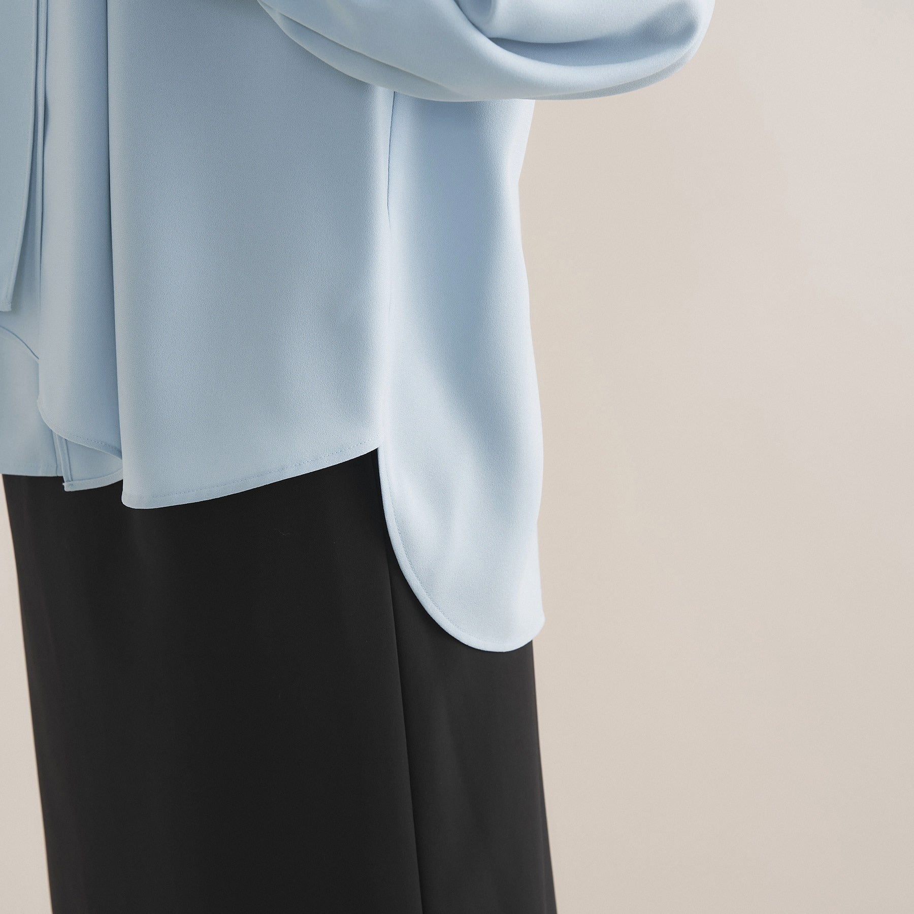 インディヴィ INDIVI 【セレモニー／洗える】ジョーゼットボウタイブラウス （サックスブルー(090)） サックスブルー(090)