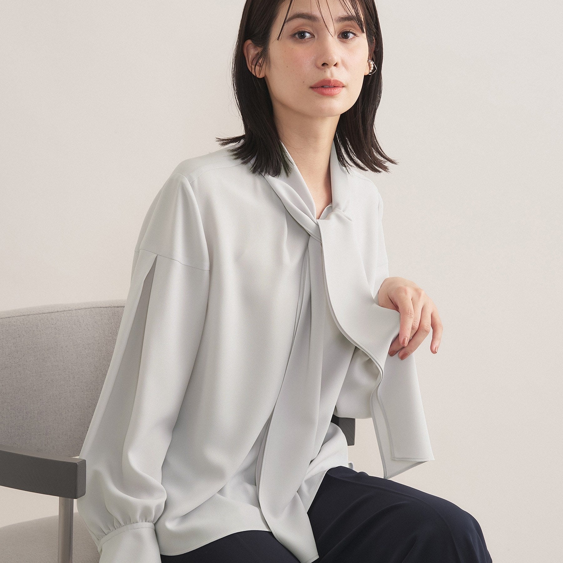 インディヴィ INDIVI 【セレモニー／洗える】ジョーゼットボウタイブラウス （サックスブルー(090)） サックスブルー(090)