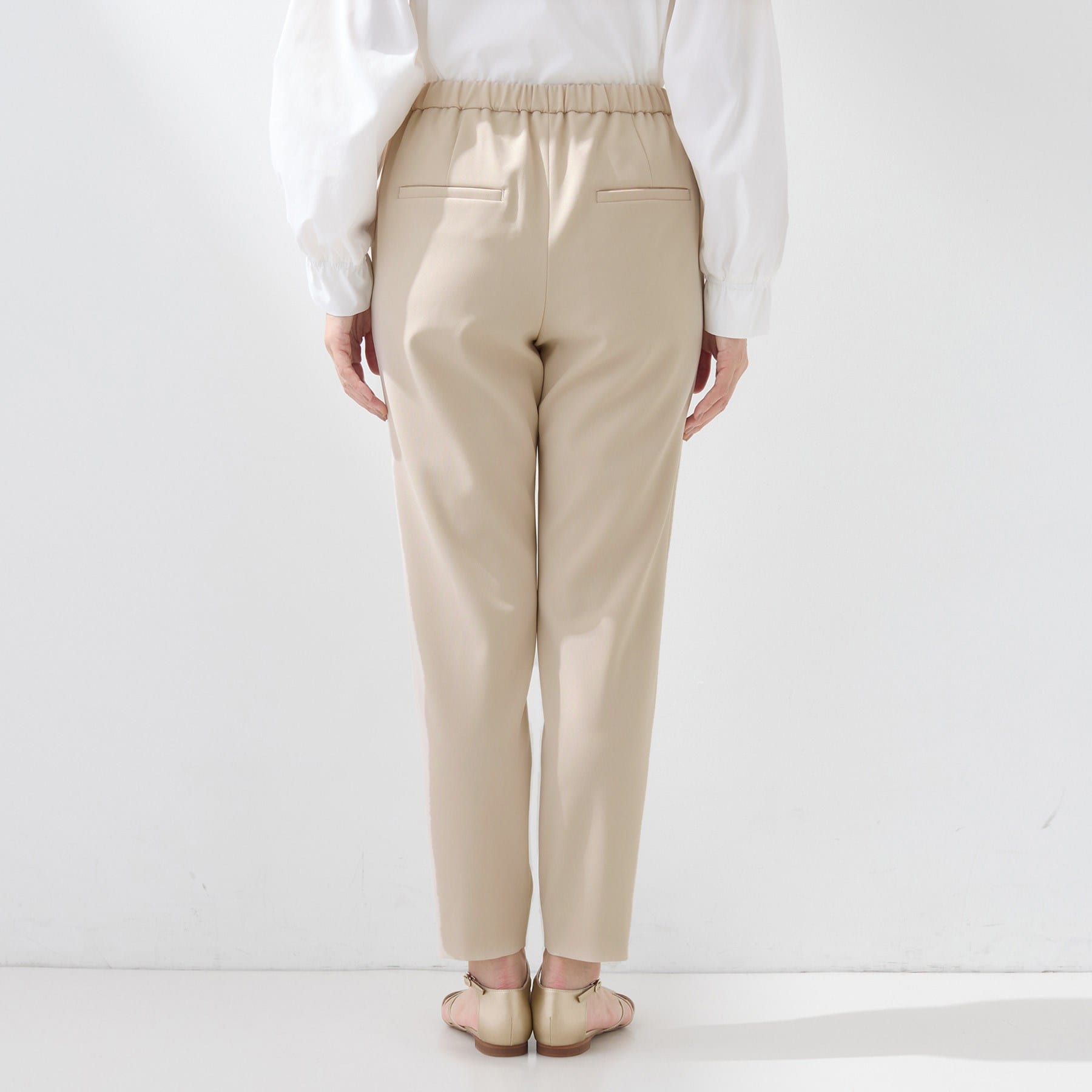 インディヴィ INDIVI 【褒められパンツ／高ストレッチ】タックテーパードパンツ （オレンジ(065)） オレンジ(065)