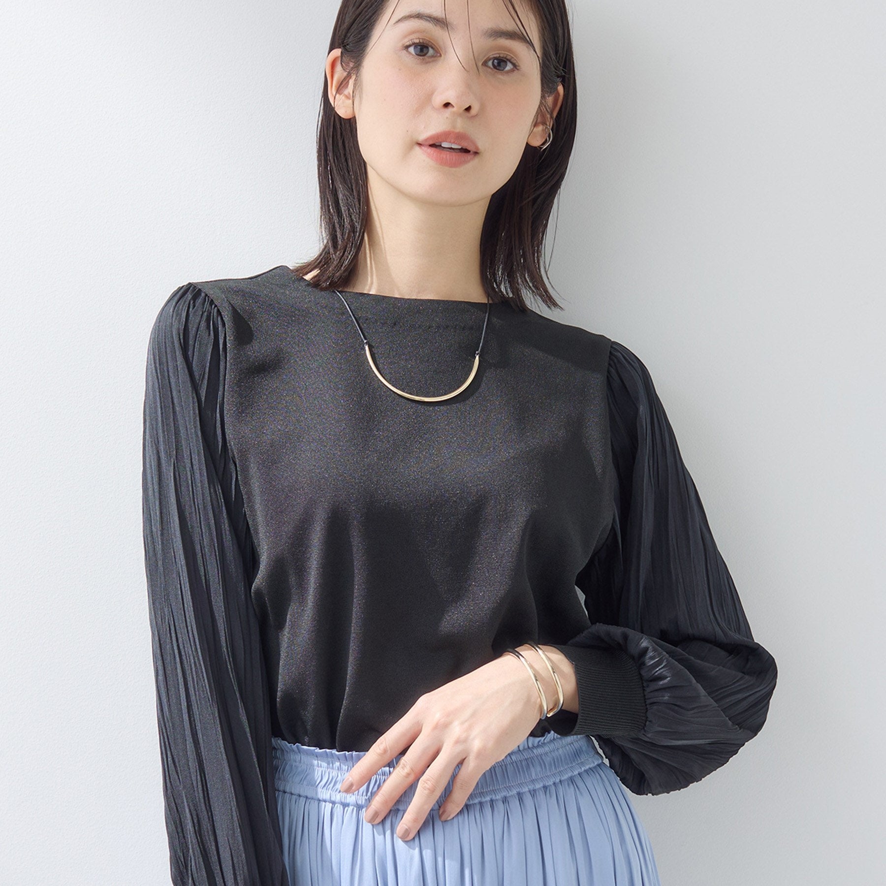 インディヴィ INDIVI 【洗える／華やか】袖プリーツニット （ブラック(019)） ブラック(019)