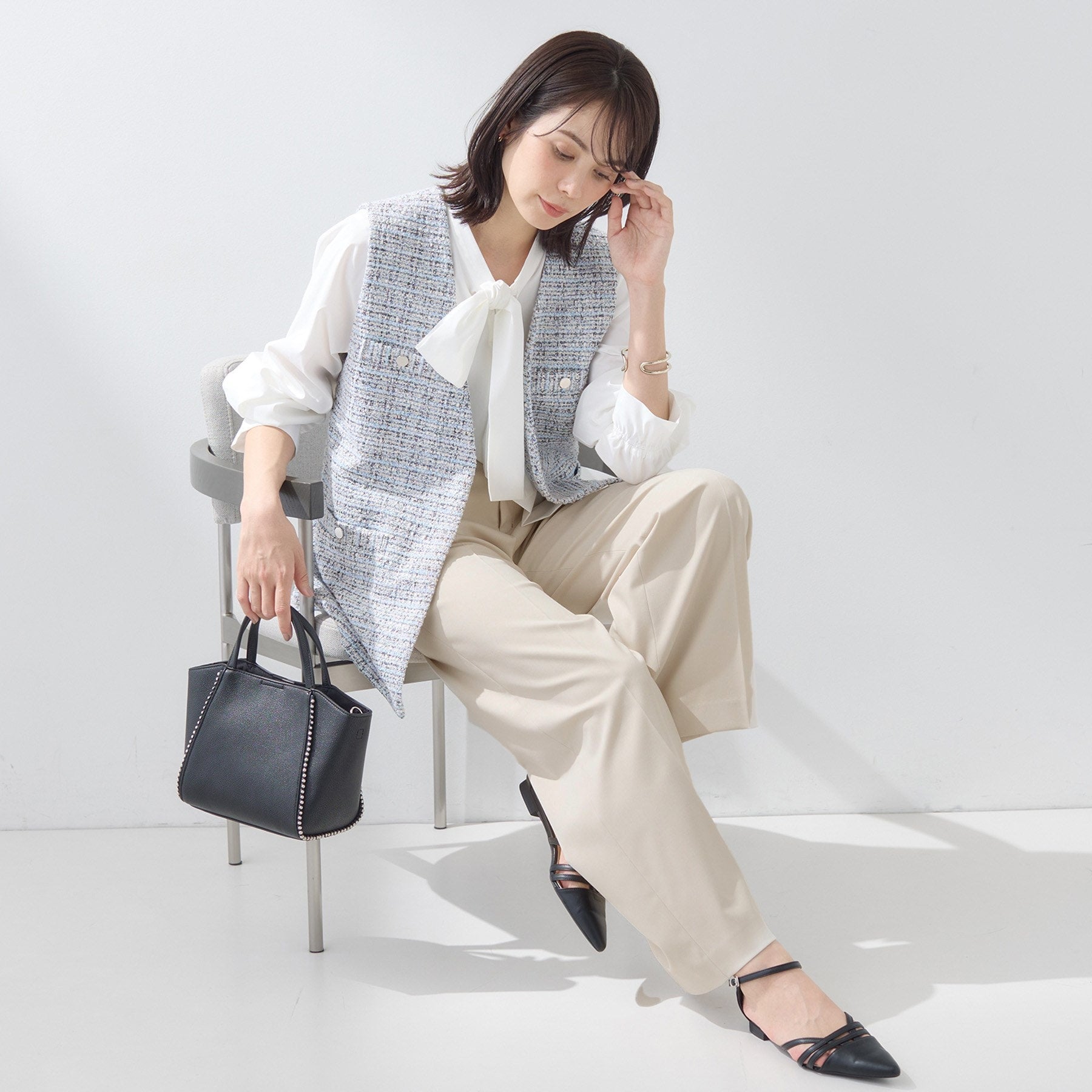 インディヴィ INDIVI 【新作褒められパンツ】快温ワイドパンツ （ネイビー(094)） ネイビー(094)