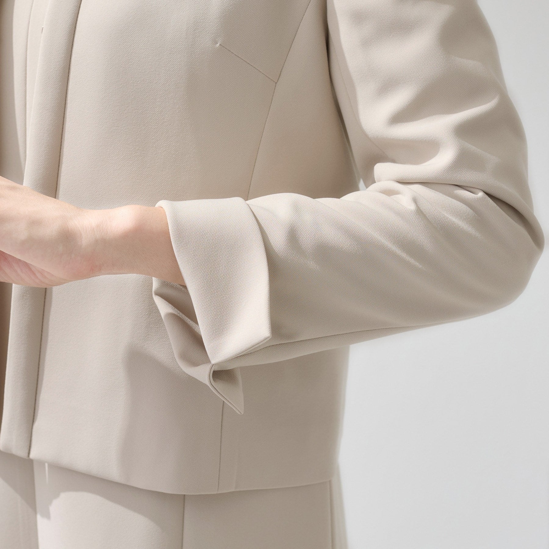 インディヴィ INDIVI 【上品光沢／セレモニー／SETUP可能】切り替えデザインジャケット （ネイビー(094)） ネイビー(094)