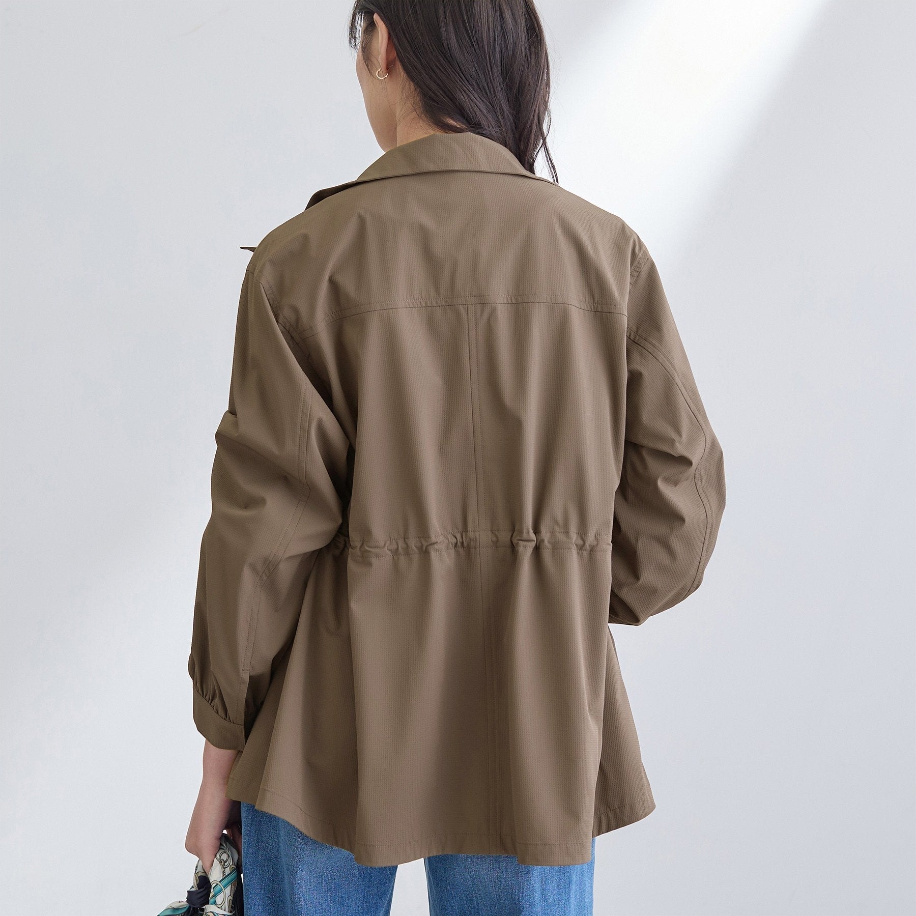 インディヴィ INDIVI 【撥水／フード取外し可】凹凸素材ブルゾン （オフホワイト(003)） オフホワイト(003)