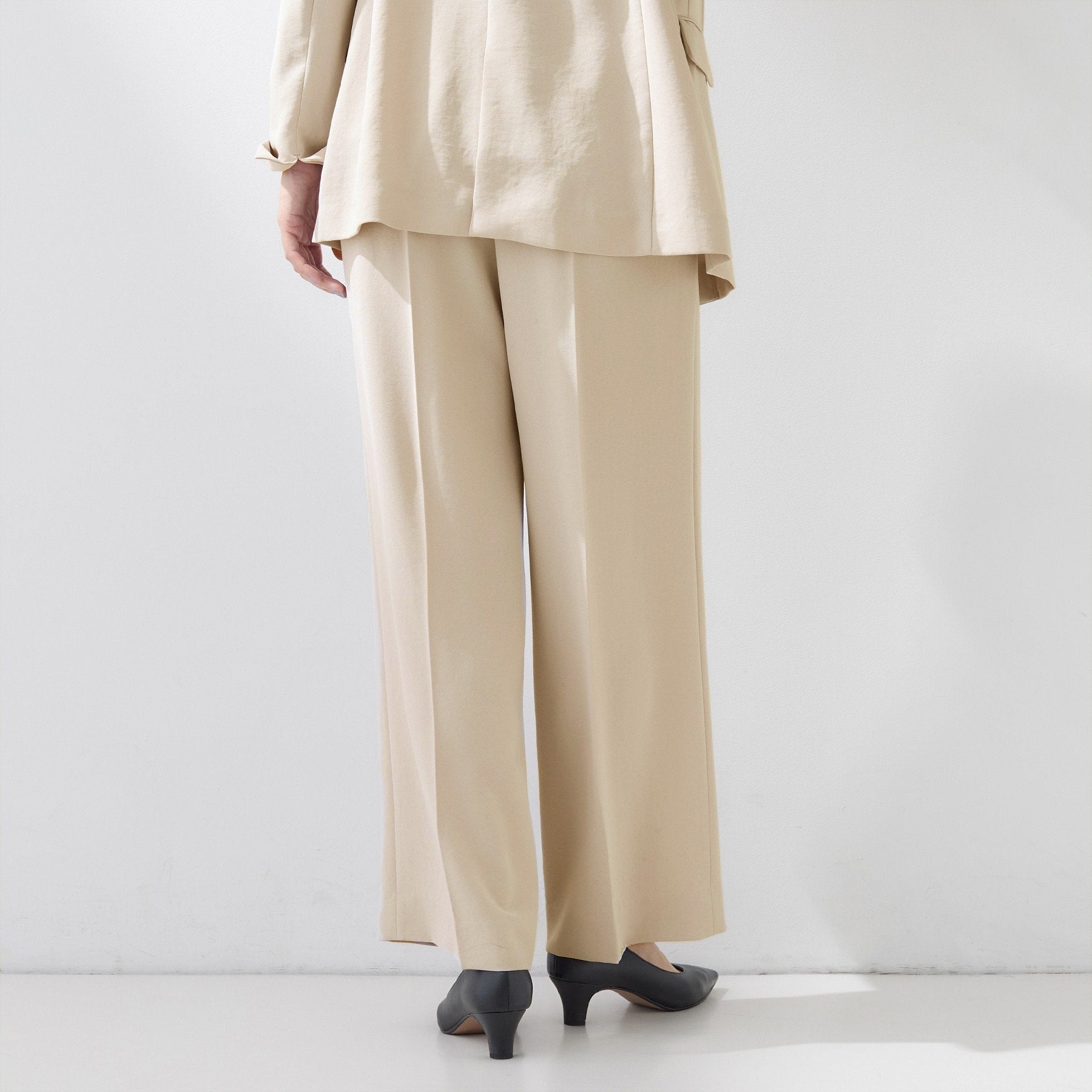 インディヴィ INDIVI 【洗える／UVケア／SETUP可】こなれワイドパンツ （ブラック(019)） ブラック(019)