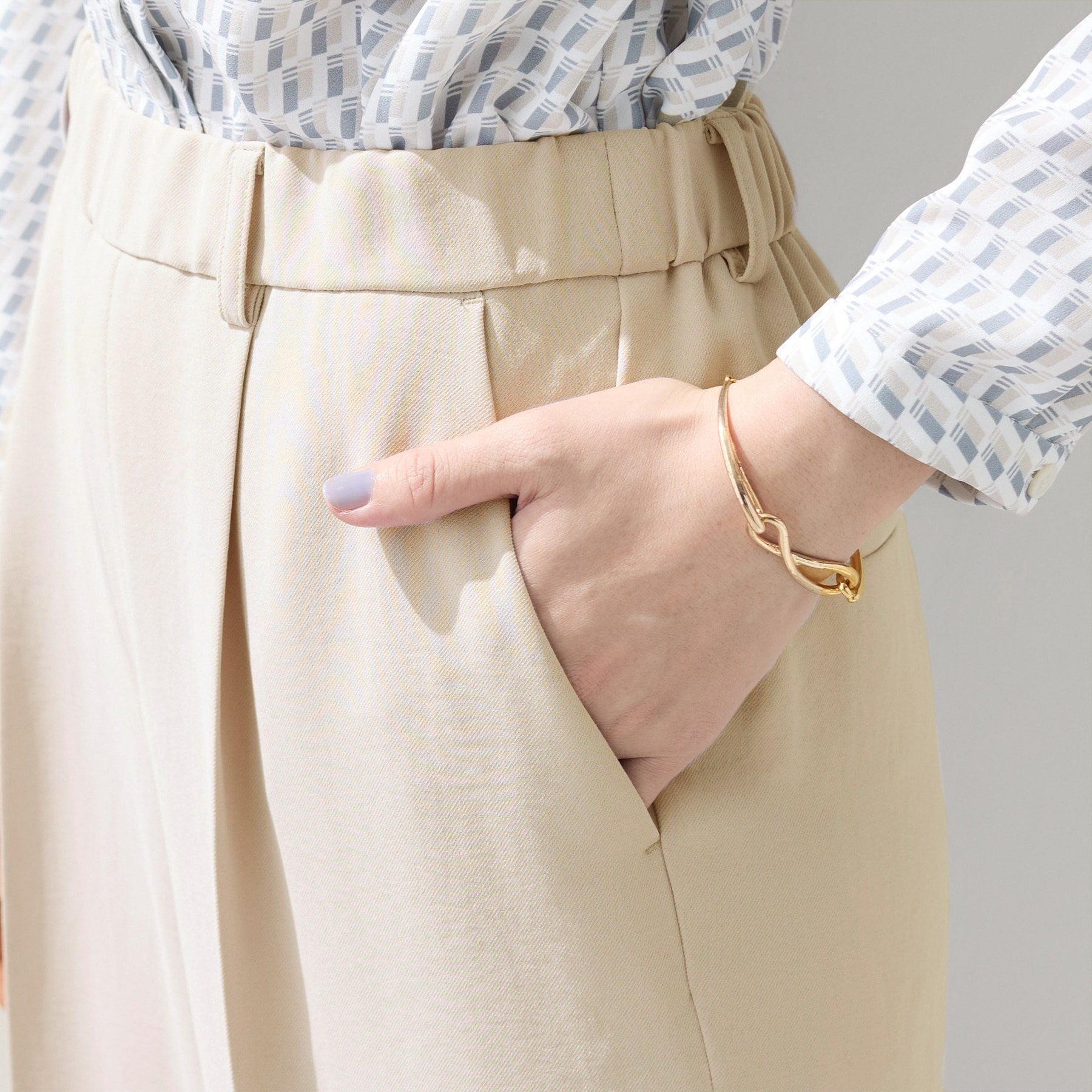 インディヴィ INDIVI 【洗える／UVケア／SETUP可】こなれワイドパンツ （ブラック(019)） ブラック(019)