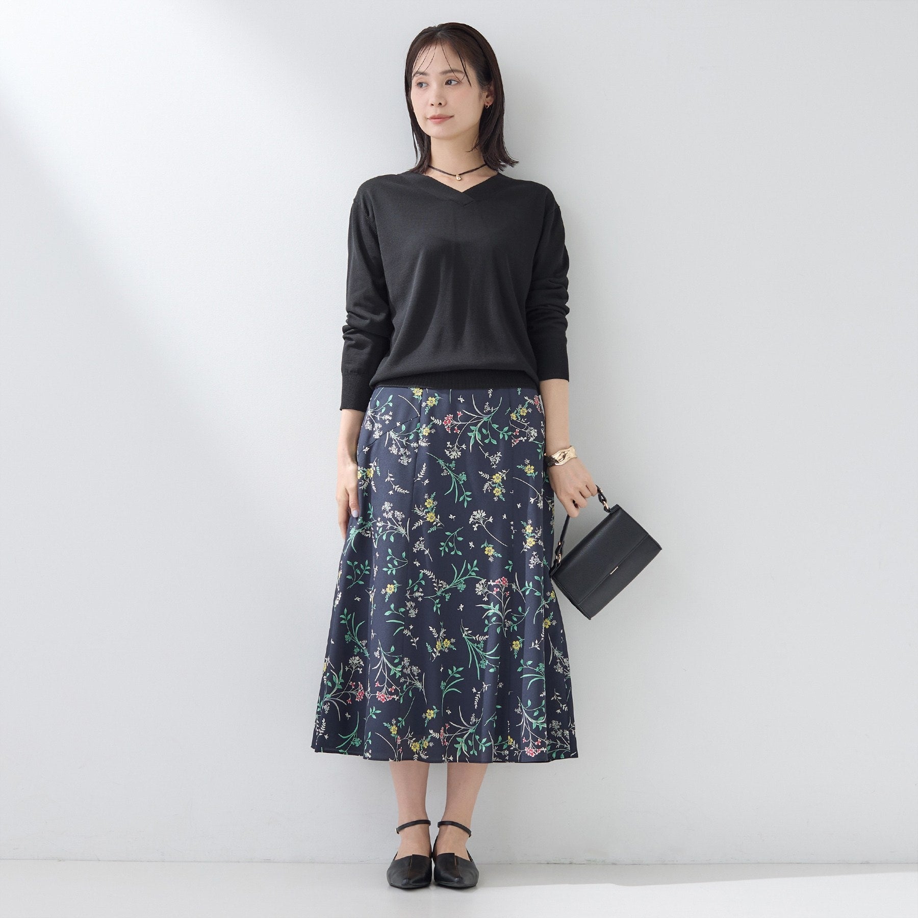 インディヴィ INDIVI 【シルク混】きれいめVネックニット （オフホワイト(003)） オフホワイト(003)