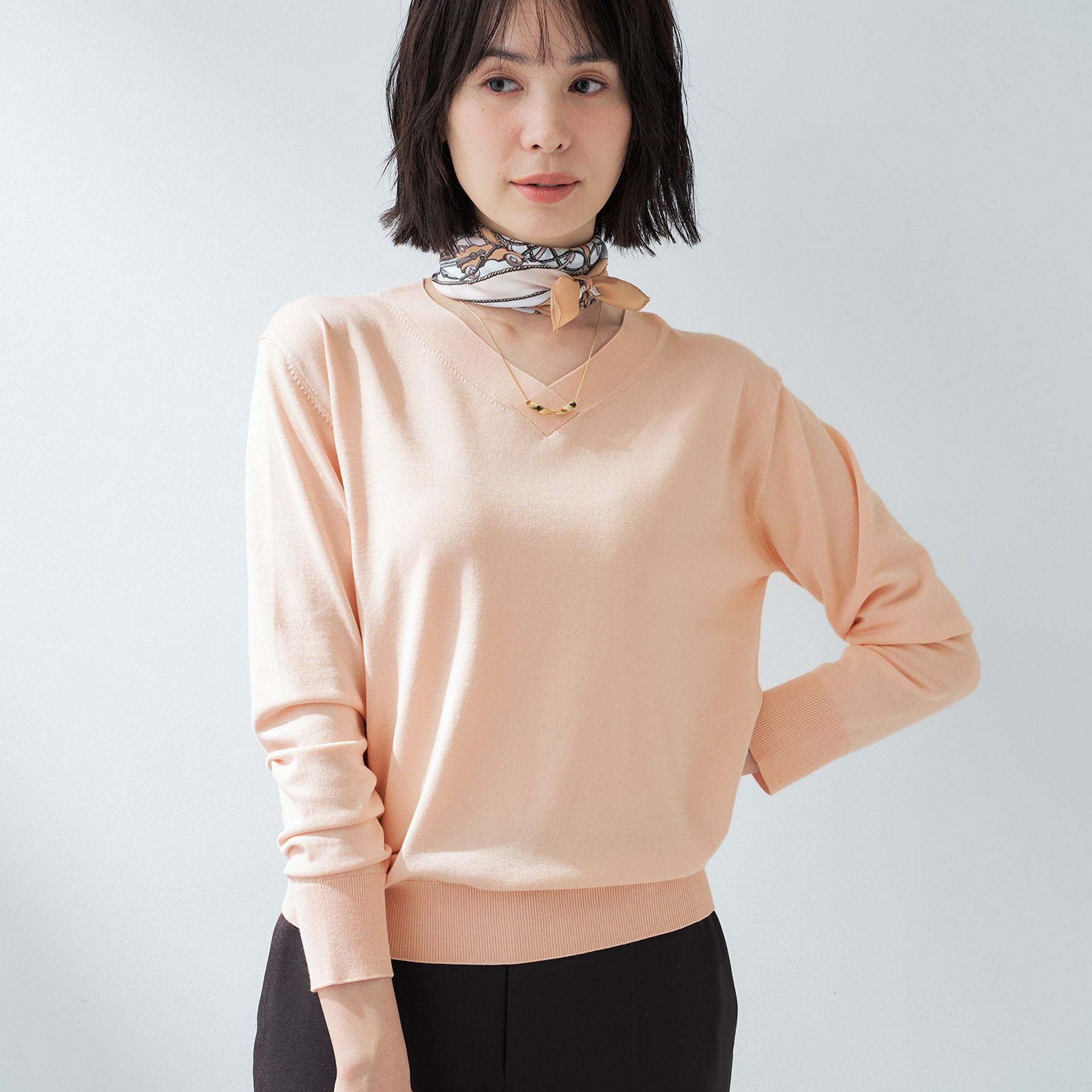 インディヴィ INDIVI 【シルク混】きれいめVネックニット （オフホワイト(003)） オフホワイト(003)