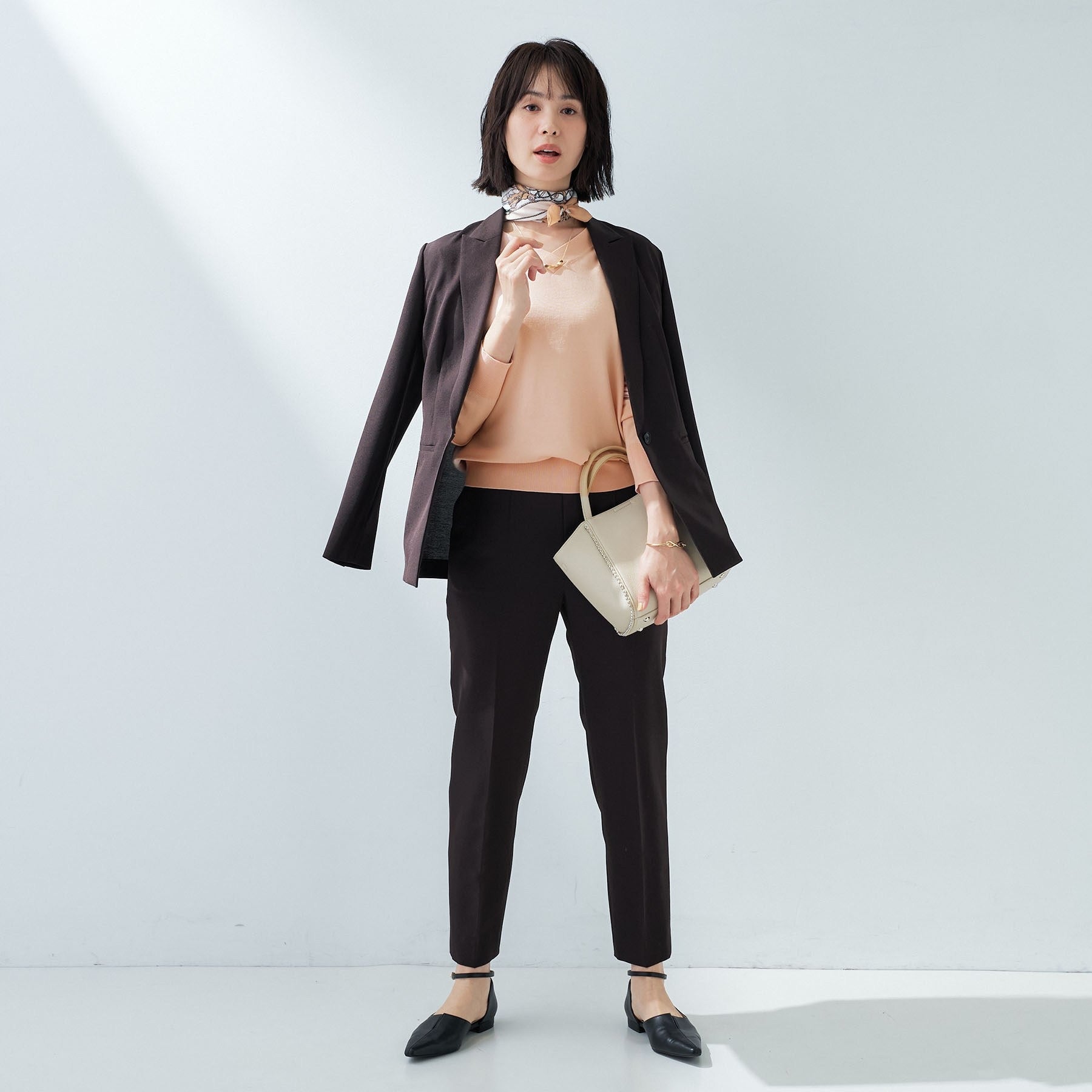 インディヴィ INDIVI 【シルク混】きれいめVネックニット （オフホワイト(003)） オフホワイト(003)