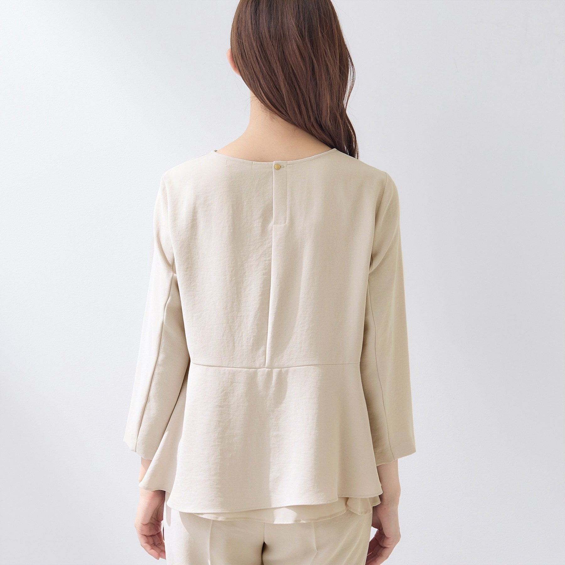 インディヴィ INDIVI 【洗える／UVケア／SETUP可】こなれペプラムブラウス （ブラック(019)） ブラック(019)