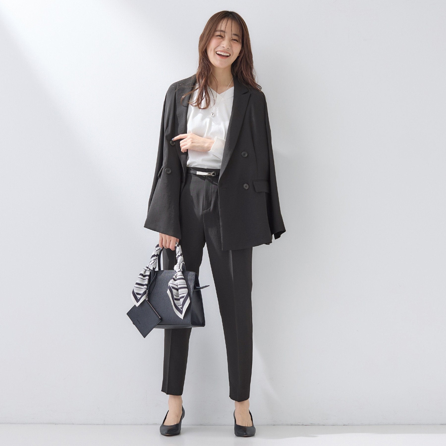 インディヴィ INDIVI 【洗える／UVケア／SETUP可】こなれテーパードパンツ （ブラック(019)） ブラック(019)