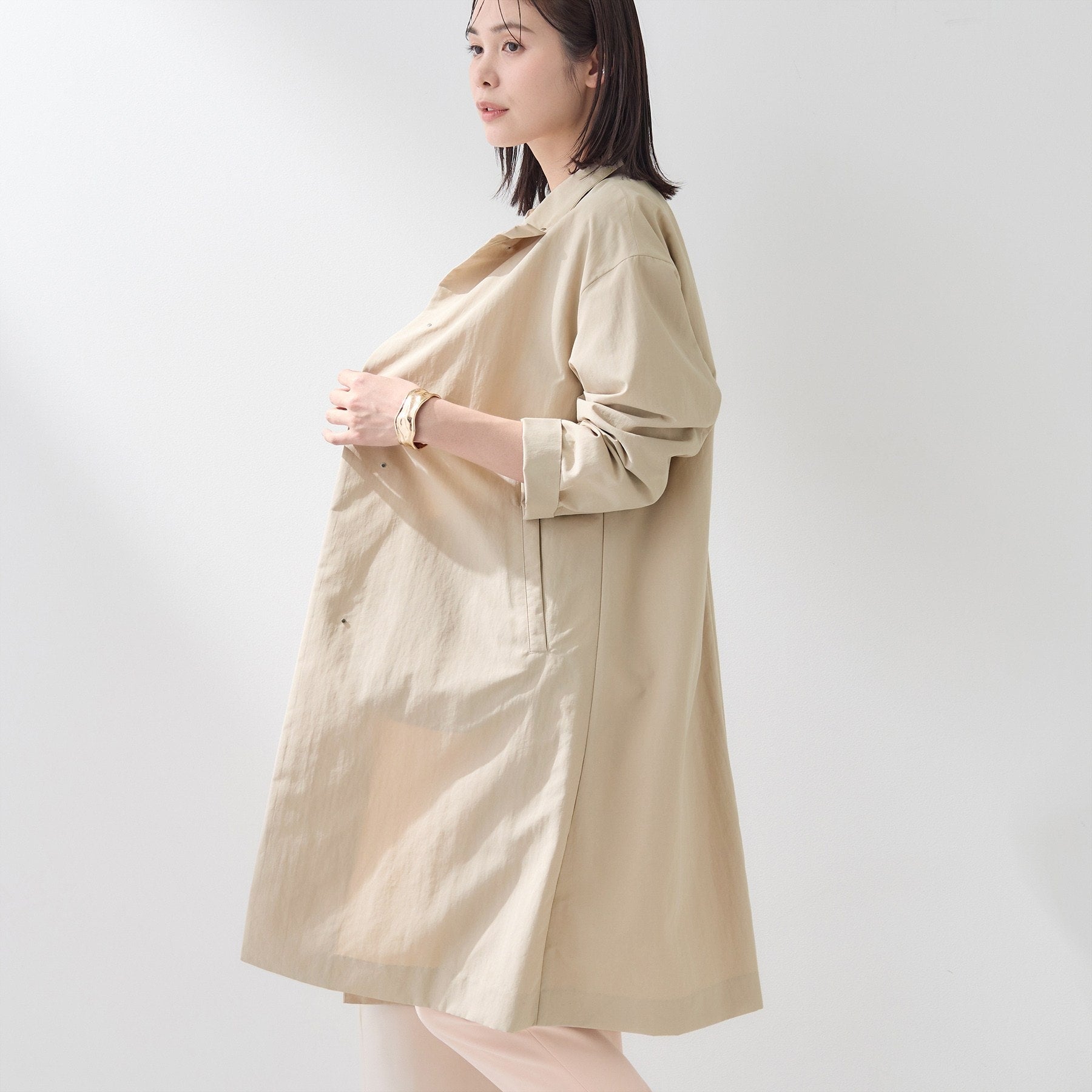インディヴィ INDIVI 【撥水／軽量】ミニマル スタンドカラーコート （ベージュ(052)） ベージュ(052)