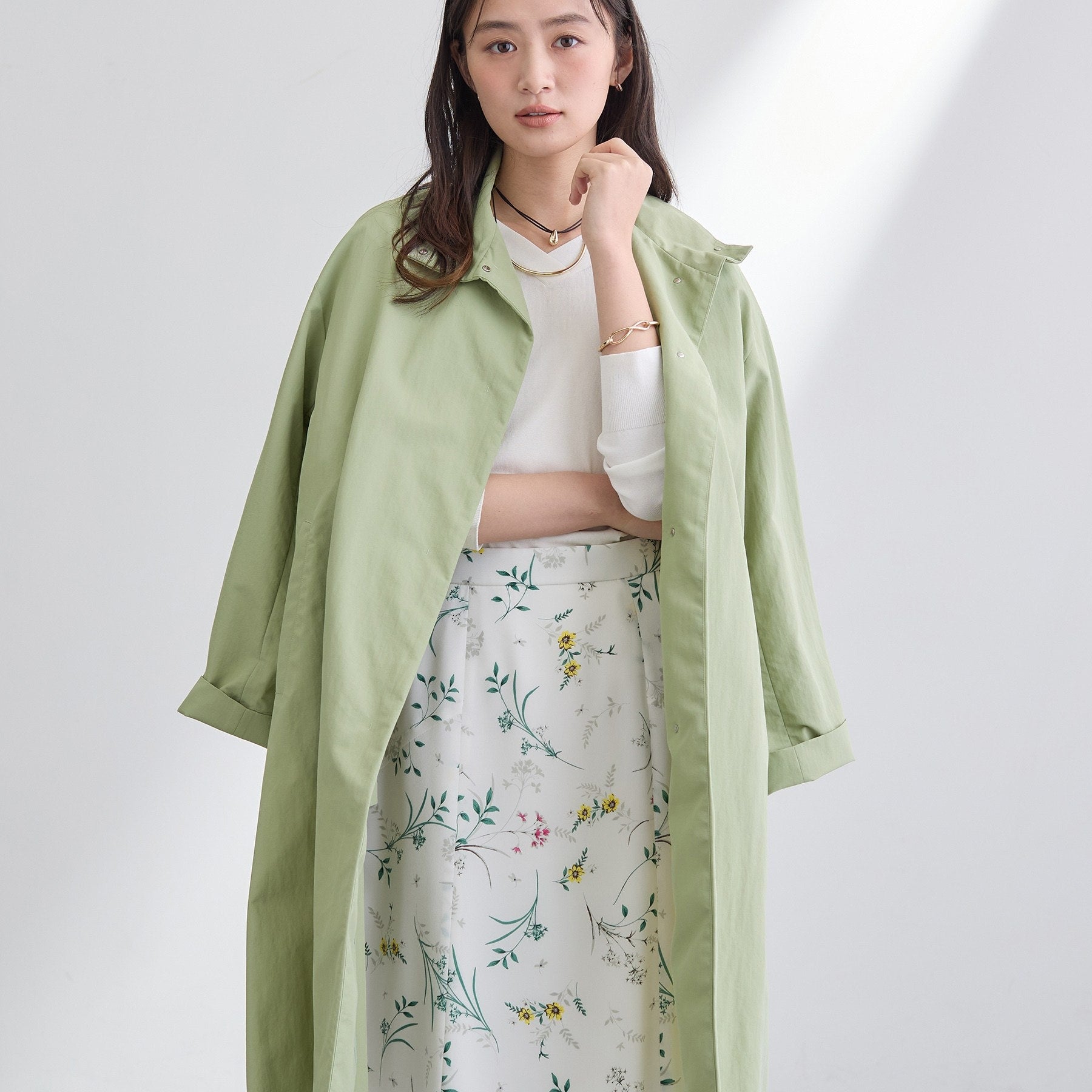 インディヴィ INDIVI 【撥水／軽量】ミニマル スタンドカラーコート （グリーン(025)） グリーン(025)