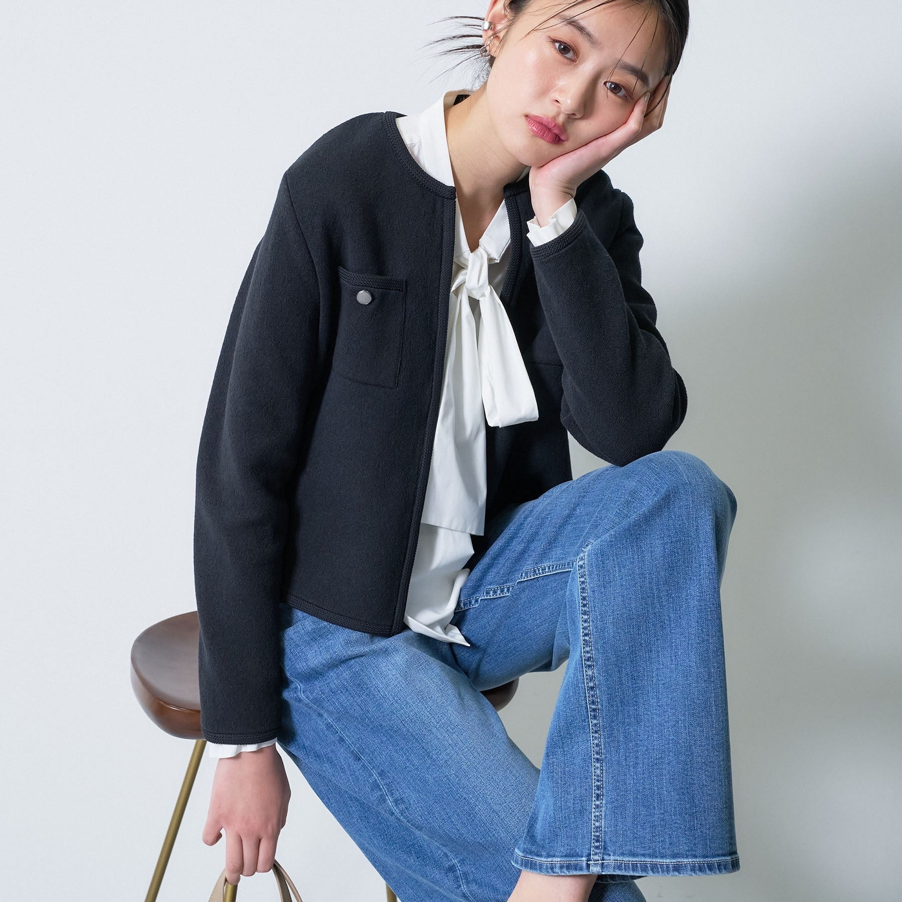 インディヴィ INDIVI 【軽量／セレモニー】ブークレジャケット ニットカーディガン （ブラック(019)） ブラック(019)