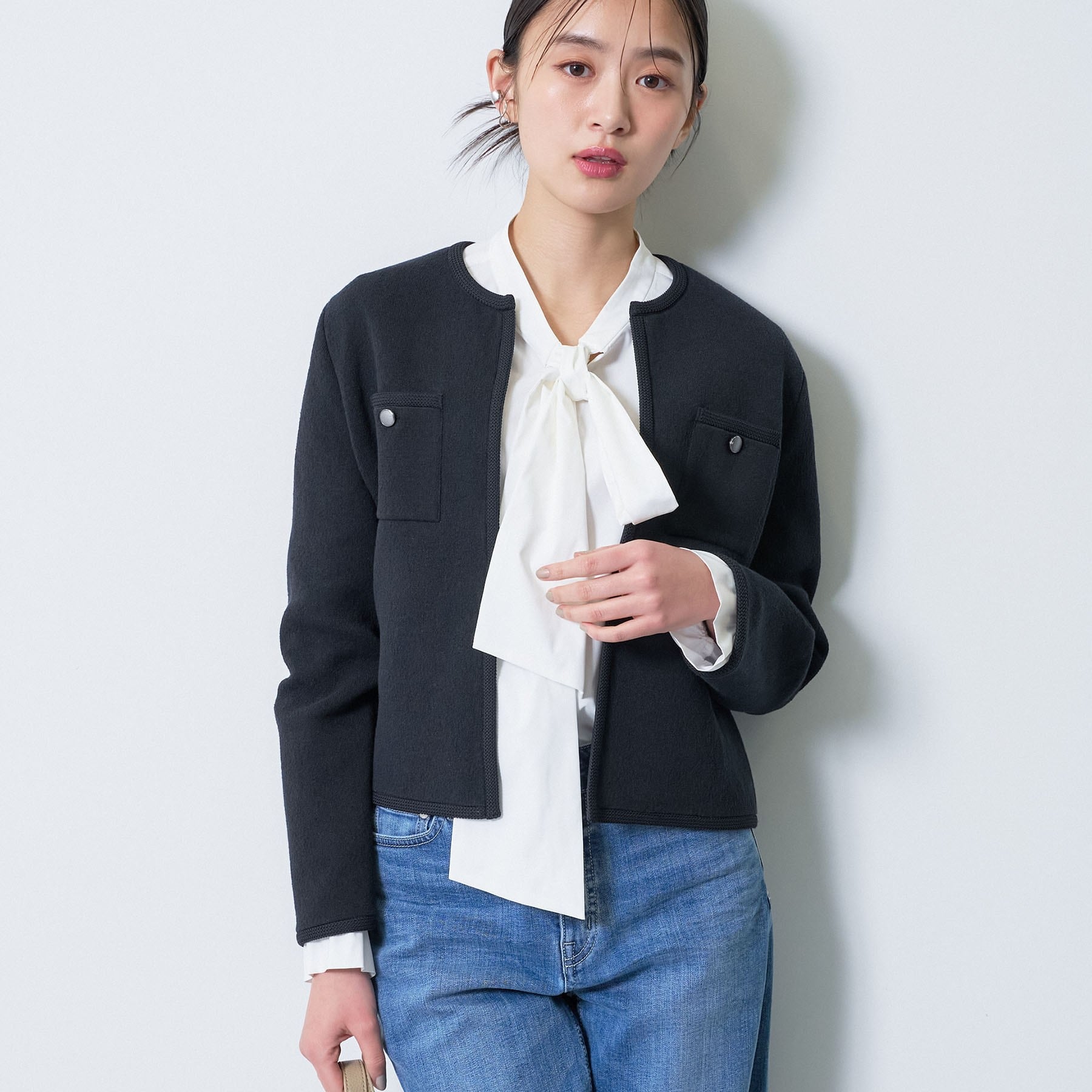 インディヴィ INDIVI 【軽量／セレモニー】ブークレジャケット ニットカーディガン （ブラック(019)） ブラック(019)