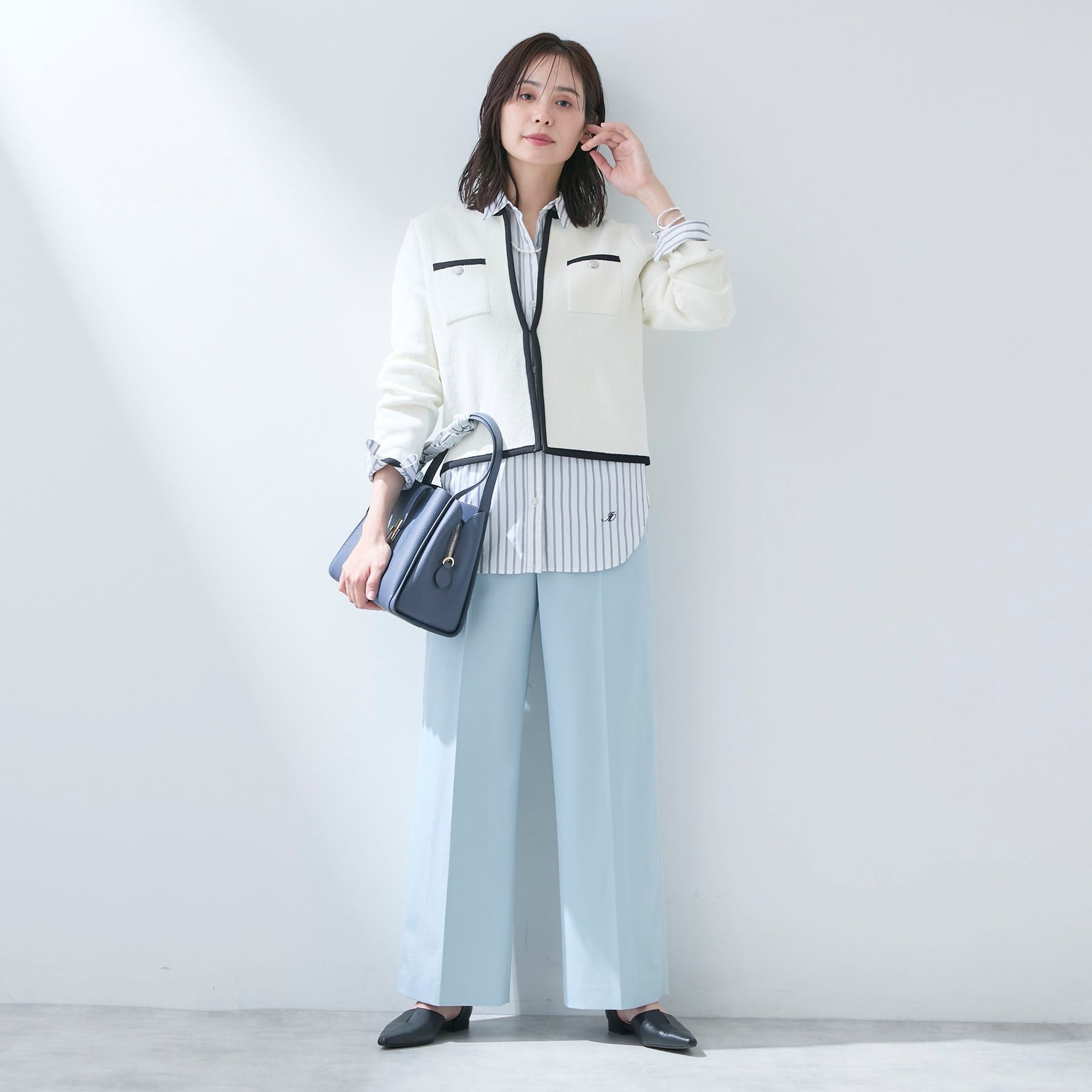 インディヴィ INDIVI 【軽量／セレモニー】ブークレジャケット ニットカーディガン （ブラック(019)） ブラック(019)