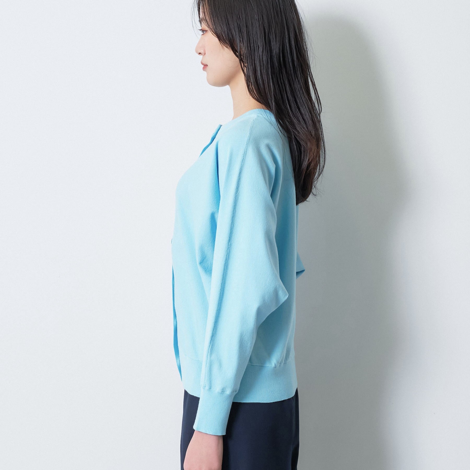 インディヴィ INDIVI 【洗える／前後2WAY／ツイン可能】ドルマンスリーブカーディガン （ホワイト(001)） ホワイト(001)