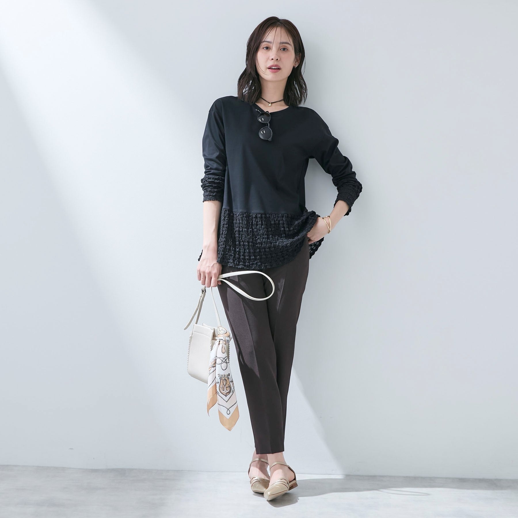 インディヴィ INDIVI 【洗える／レイヤードにおすすめ】シャーリングレース ロングTシャツ （ホワイト(001)） ホワイト(001)