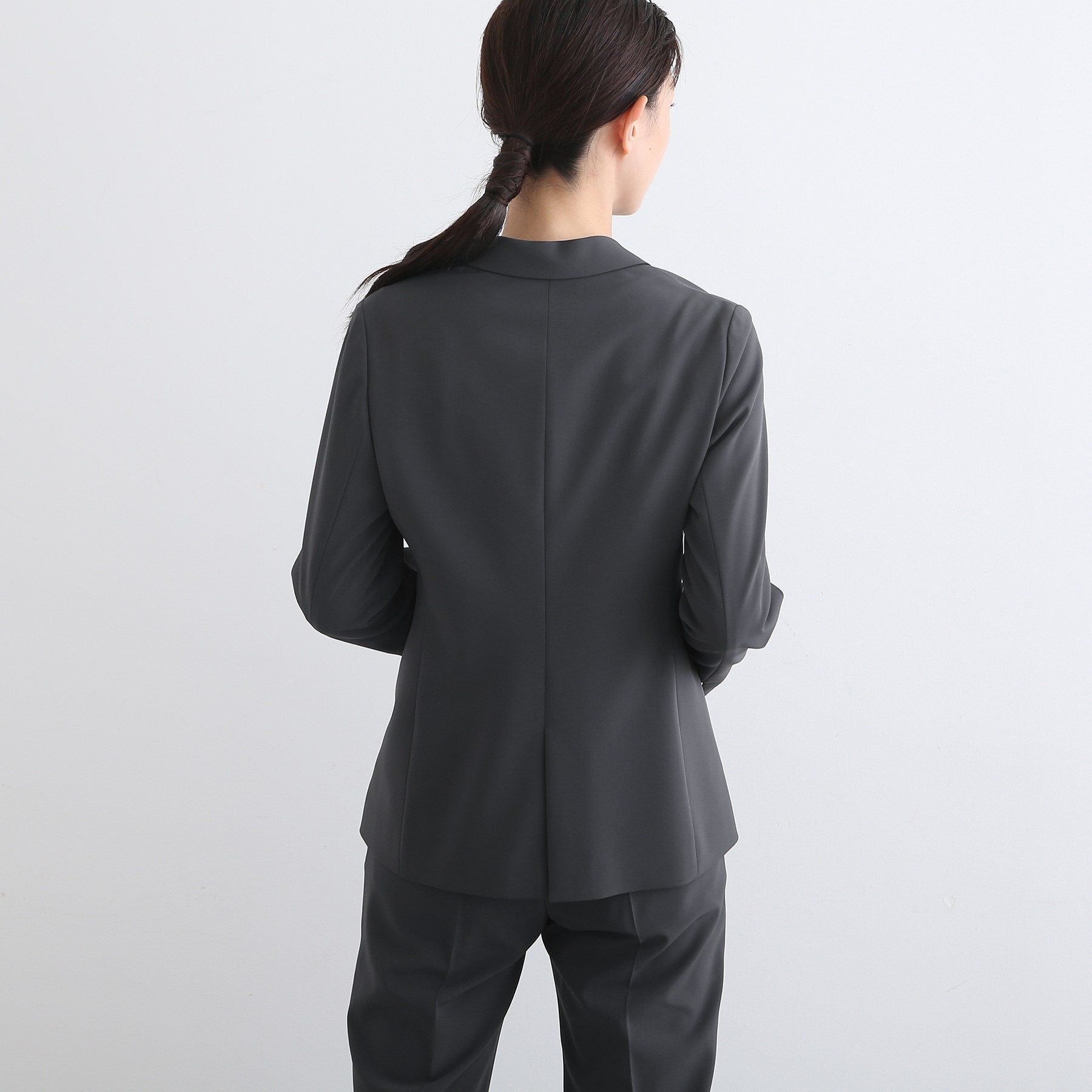 インディヴィ INDIVI 【洗える/UVケア/エコ/日本製】ストレッチテーラードジャケット (ネイビー) ネイビー(693)