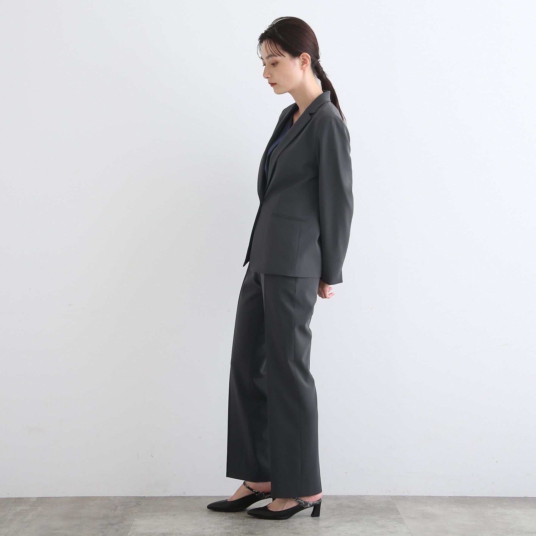 インディヴィ INDIVI 【洗える/UVケア/エコ/日本製】ストレッチテーラードジャケット (ネイビー) ネイビー(693)