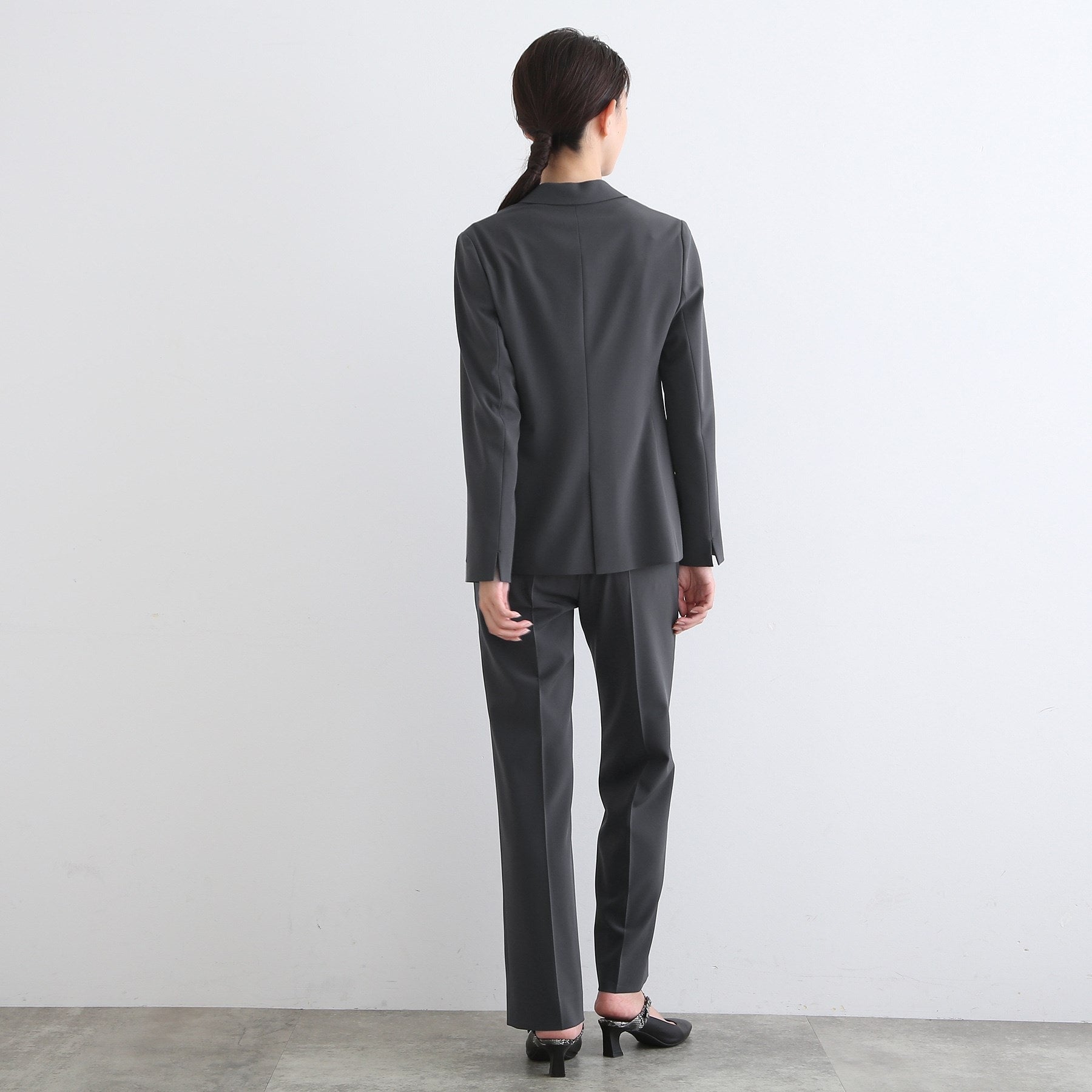 インディヴィ INDIVI 【洗える/UVケア/エコ/日本製】ストレッチテーラードジャケット (ネイビー) ネイビー(693)