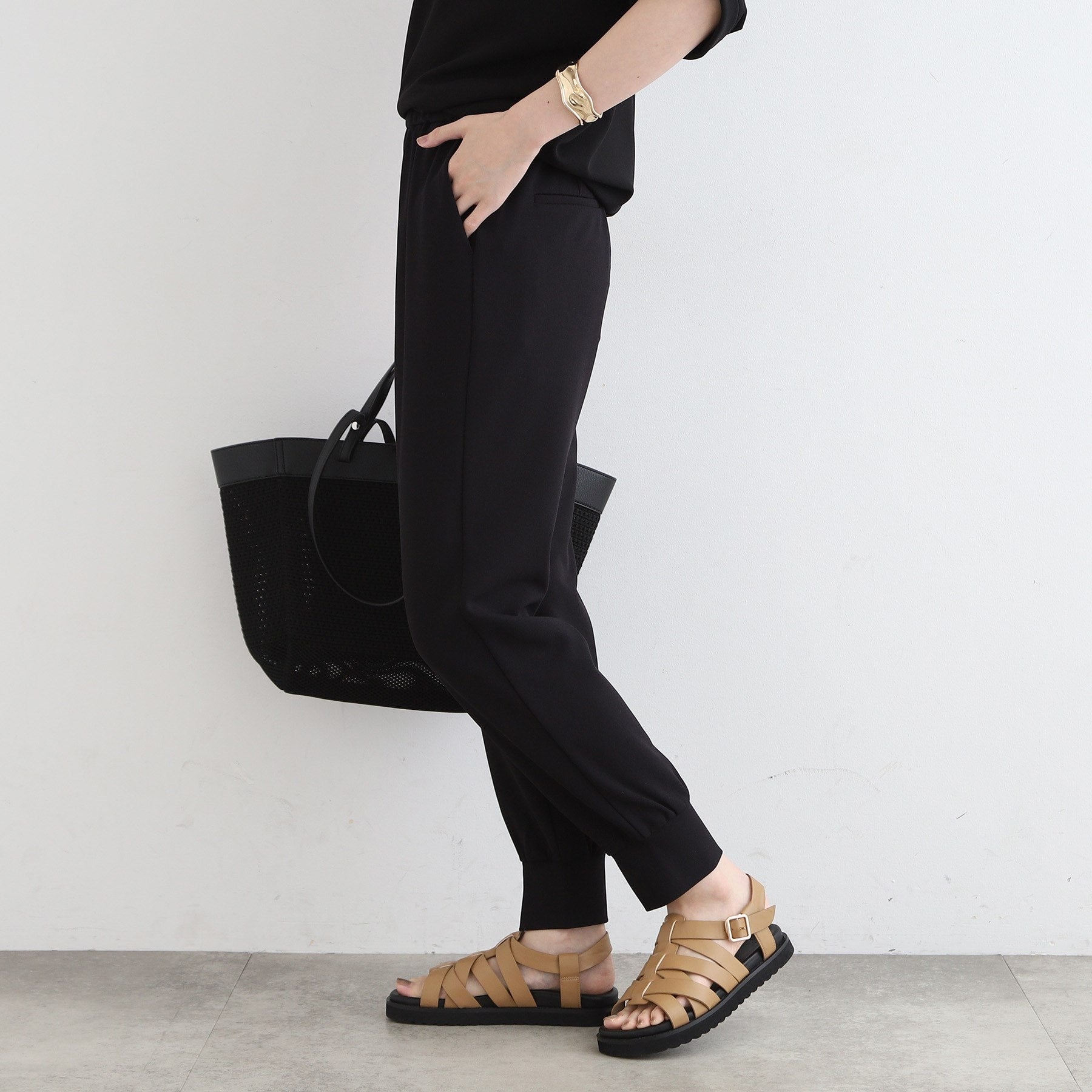 インディヴィ INDIVI 【洗える／UVケア／トレンド】ジョグパンツ