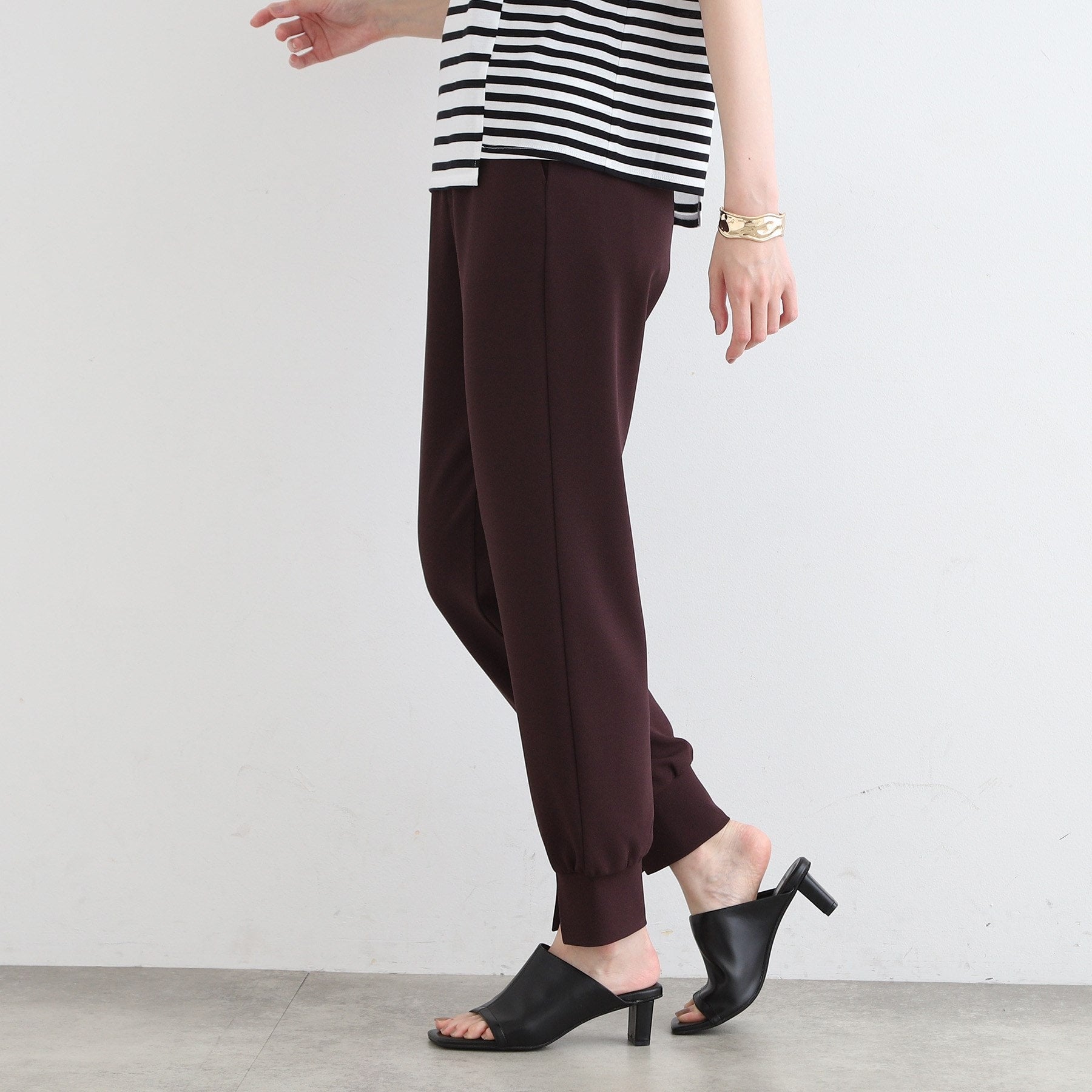 インディヴィ INDIVI 【洗える／UVケア／トレンド】ジョグパンツ