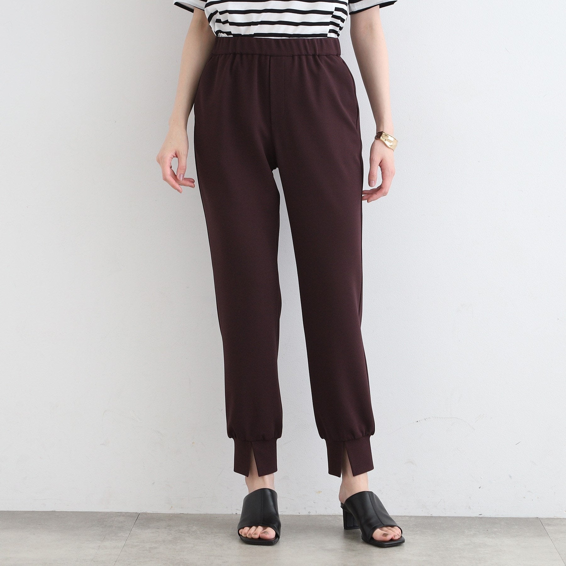 インディヴィ INDIVI 【洗える／UVケア／トレンド】ジョグパンツ