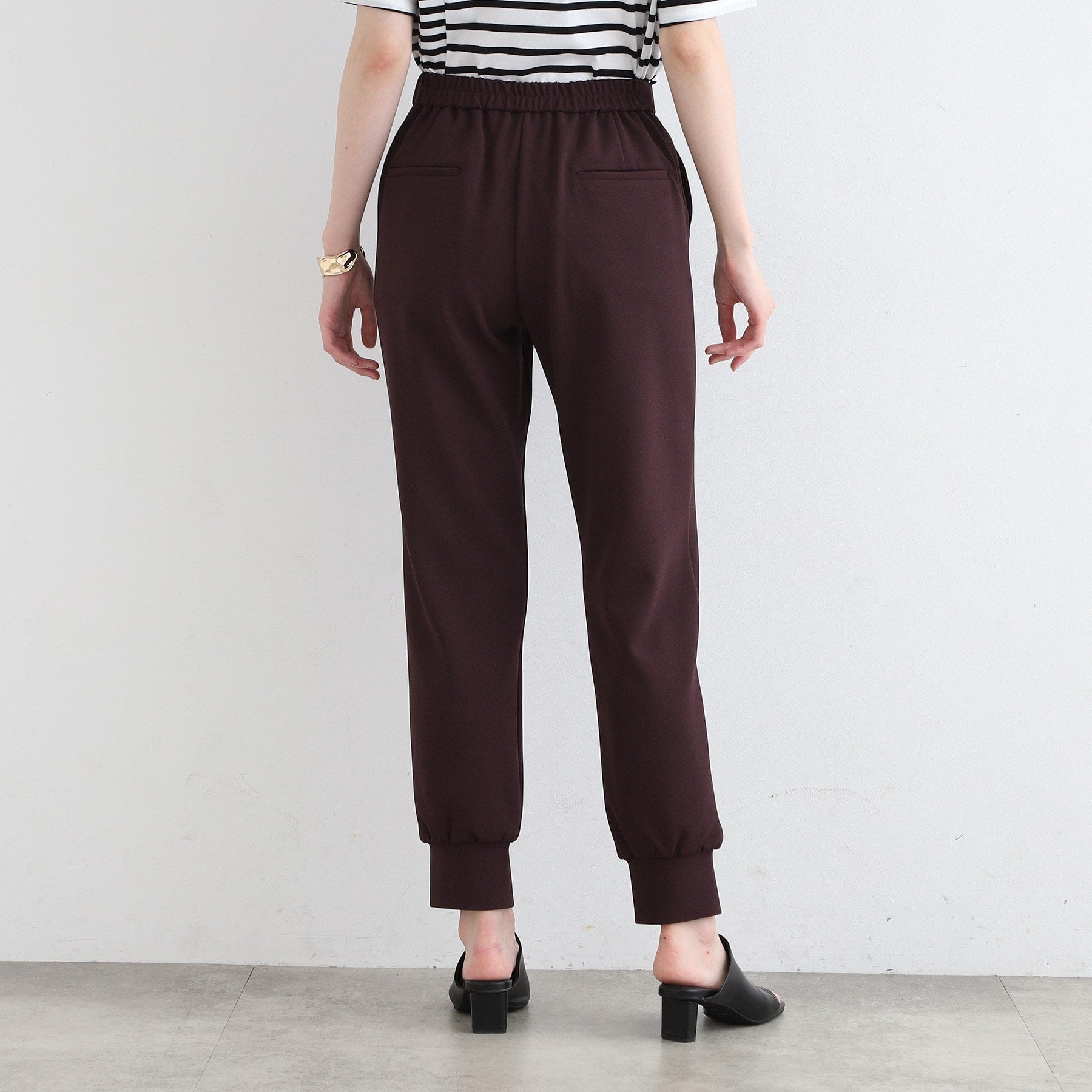 インディヴィ INDIVI 【洗える／UVケア／トレンド】ジョグパンツ