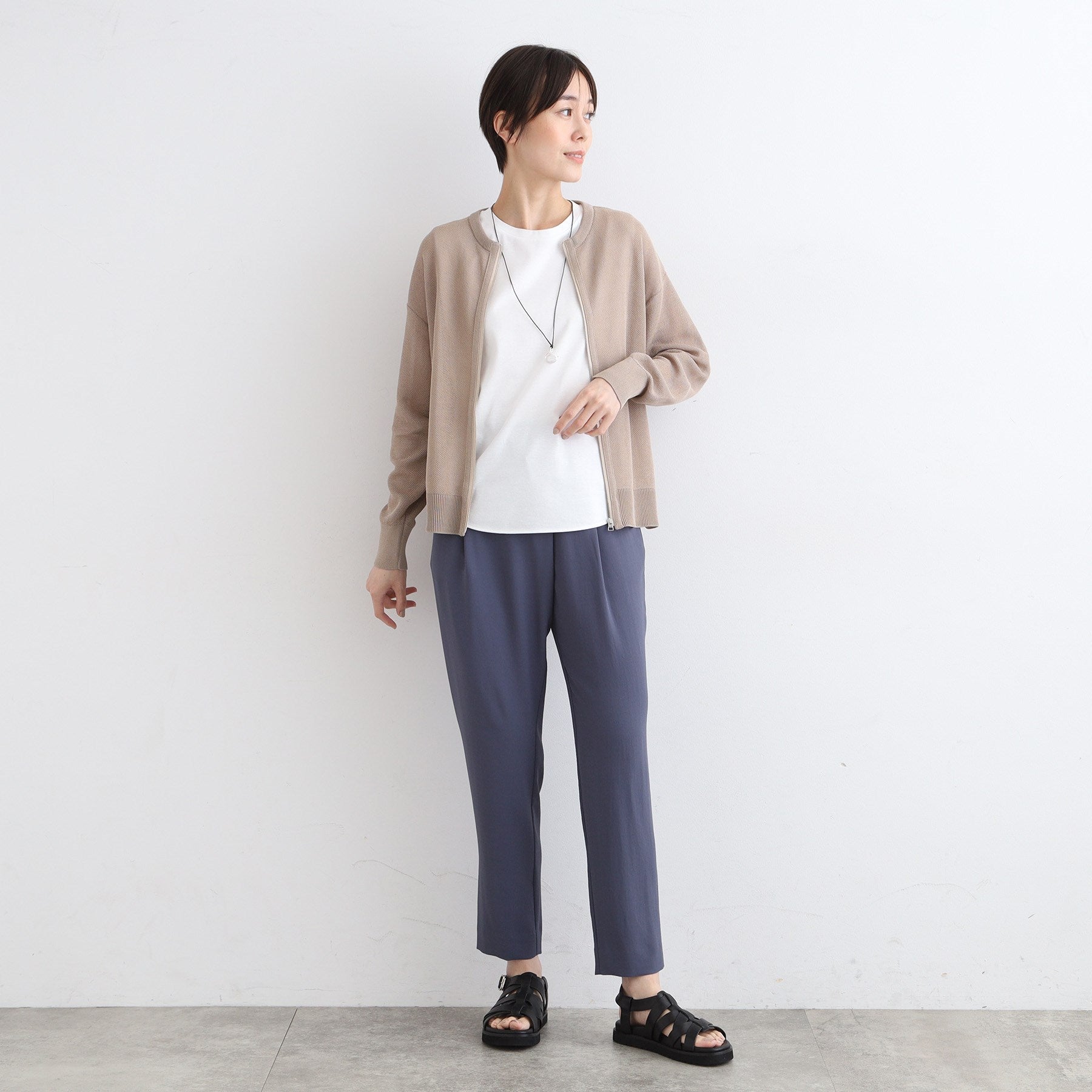 インディヴィ INDIVI 【洗える】タックデザインノースリーブTシャツ