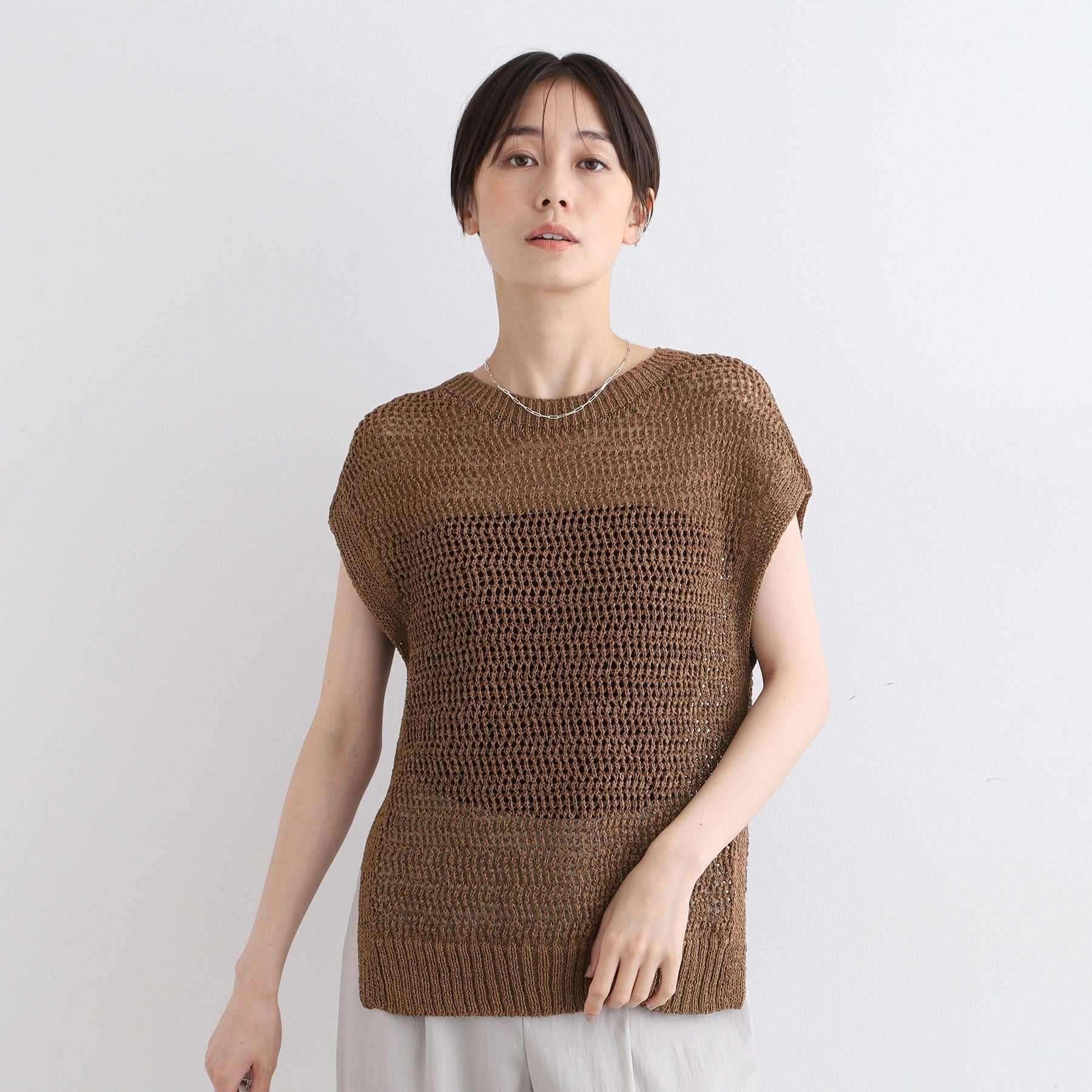 インディヴィ INDIVI 【洗える／ペーパーヤーン】透かし柄ニットベスト （モカブラウン(042)） モカブラウン(042)