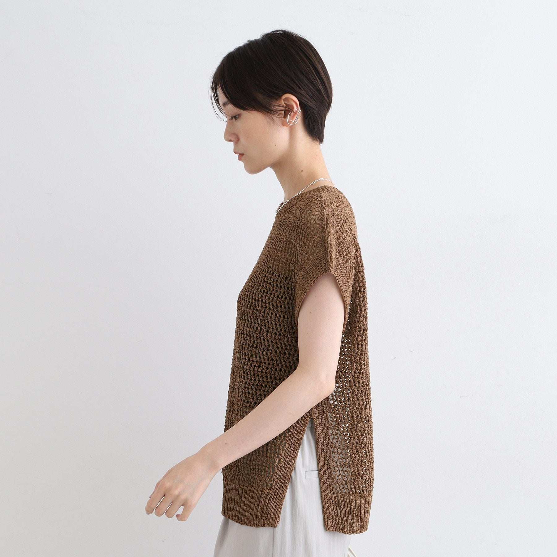 INDIVI [可水洗/紙紗] 鏤空圖案針織背心